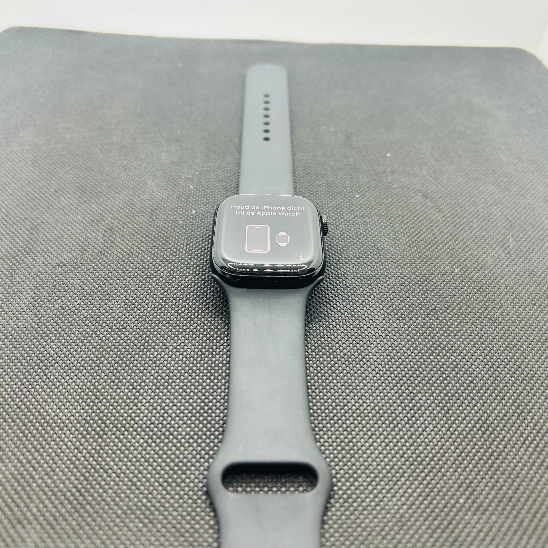 Apple Watch Series 10 42mm GPS Only Black (Grade B) - Image 2