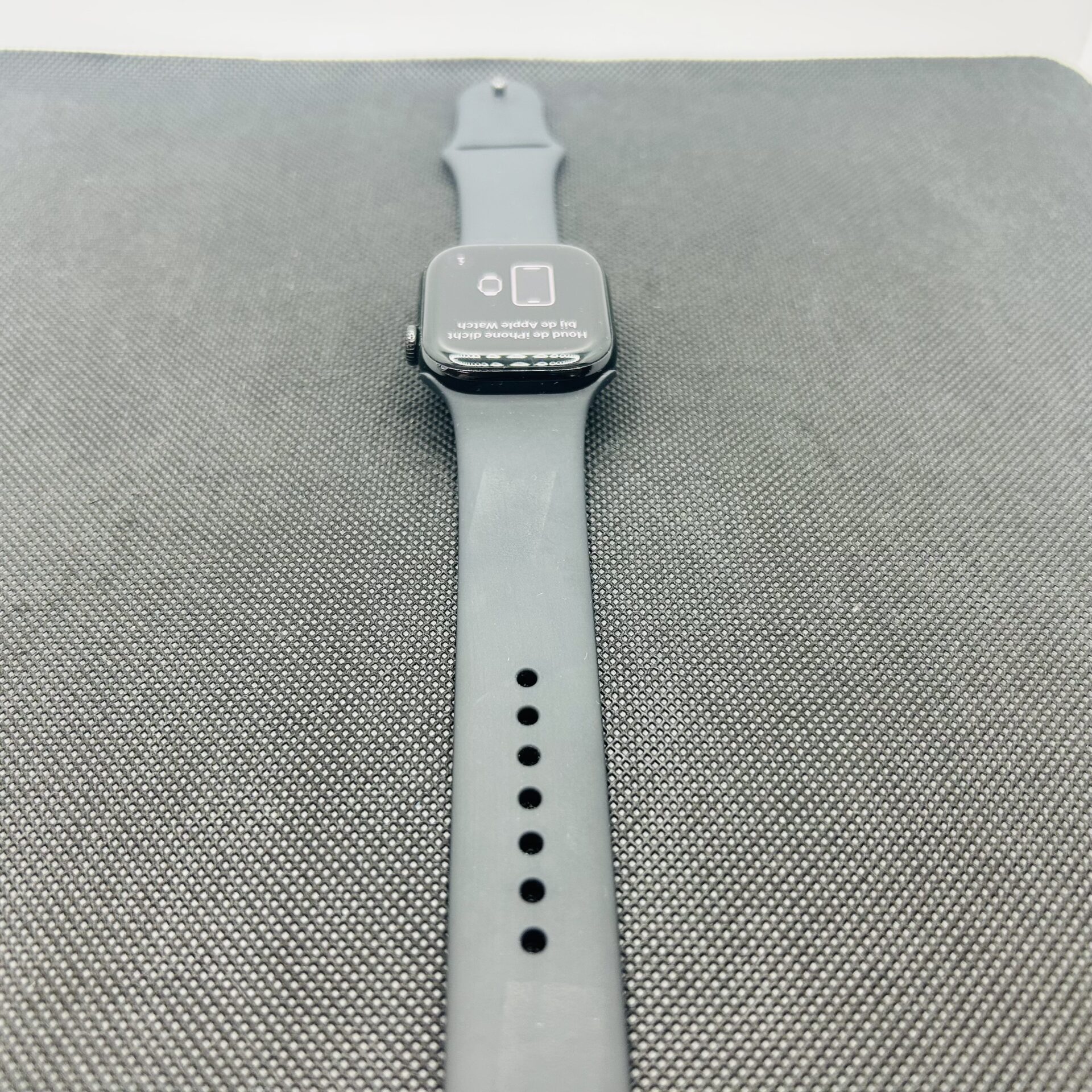 Apple Watch Series 10 42mm GPS Only Black (Grade B) - Image 6