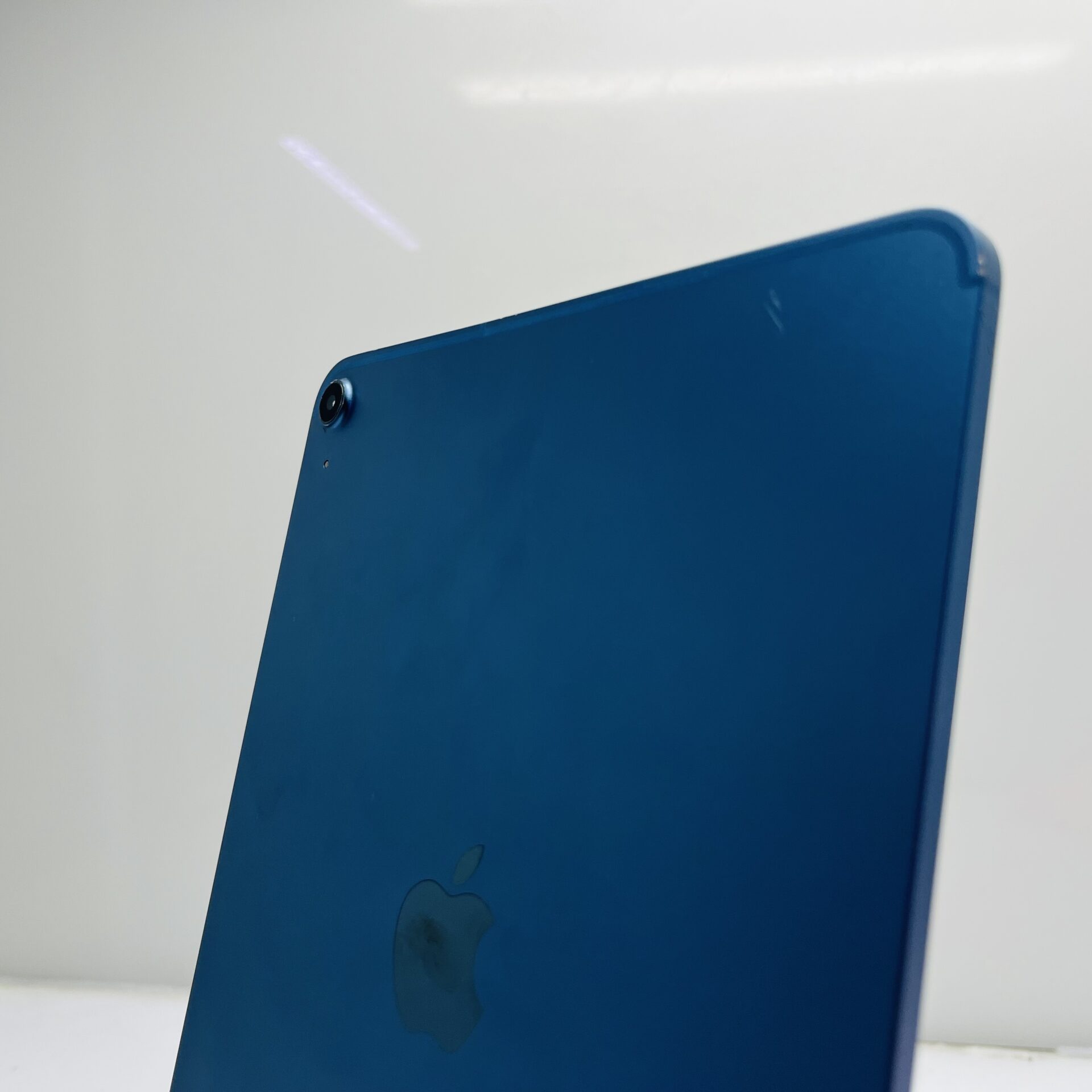 Apple iPad Air 5th Gen 256GB (Wifi/Cellular) Blue – (Grade B) - Image 8