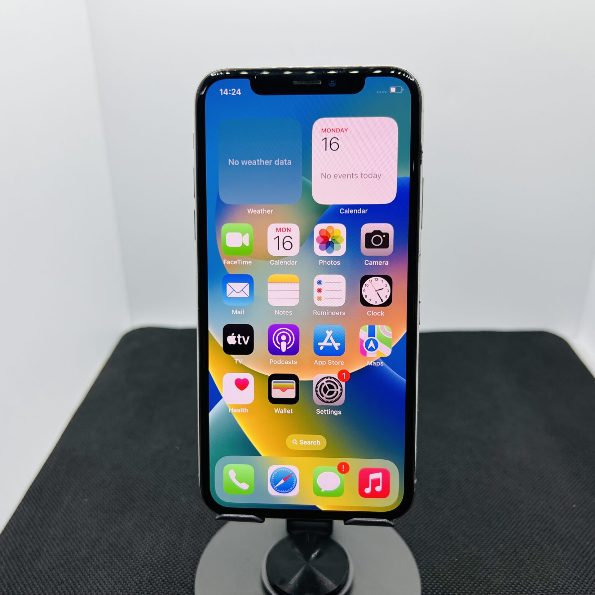 Apple iPhone X 256GB Silver – (Grade B) - Image 2