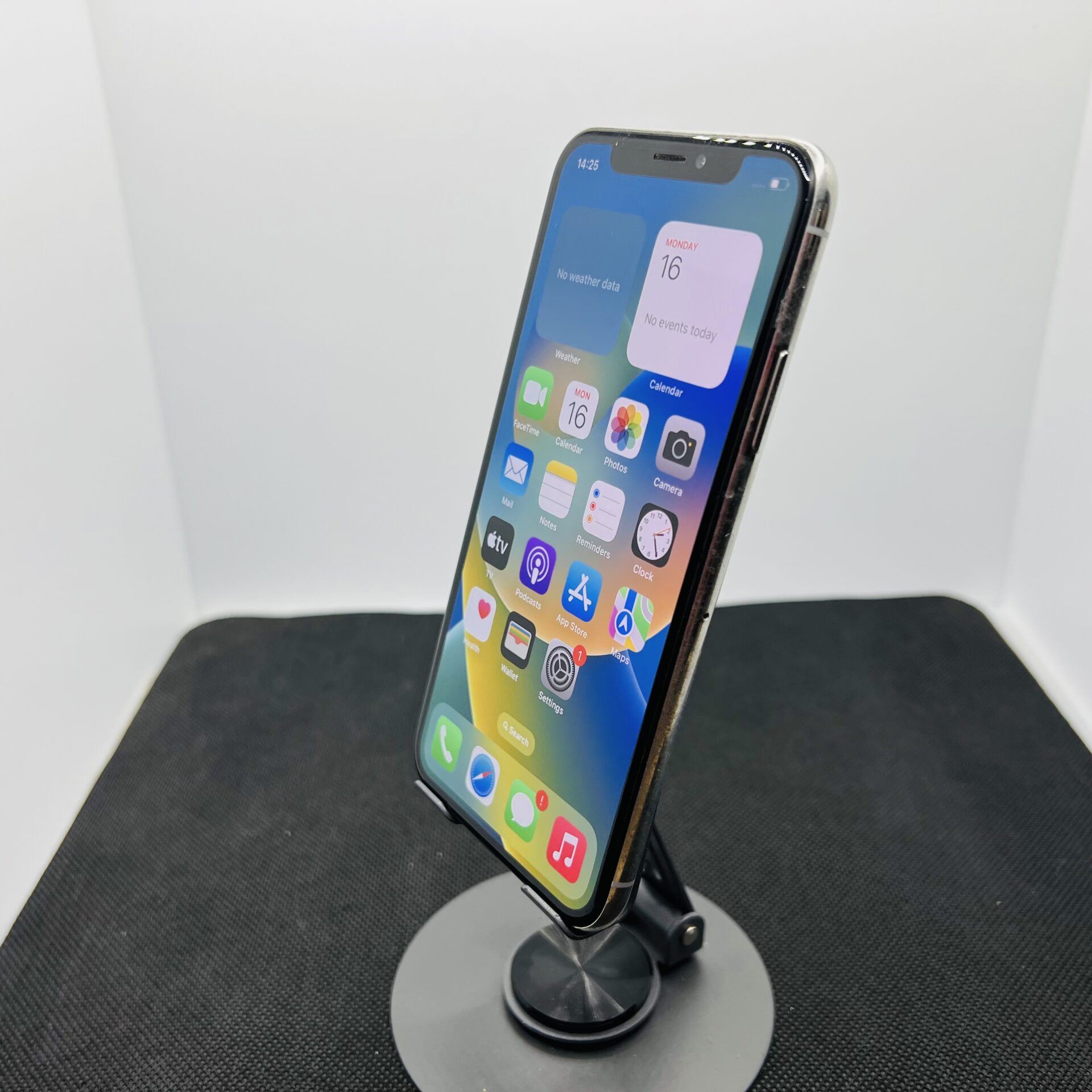 Apple iPhone X 256GB Silver – (Grade B) - Image 5