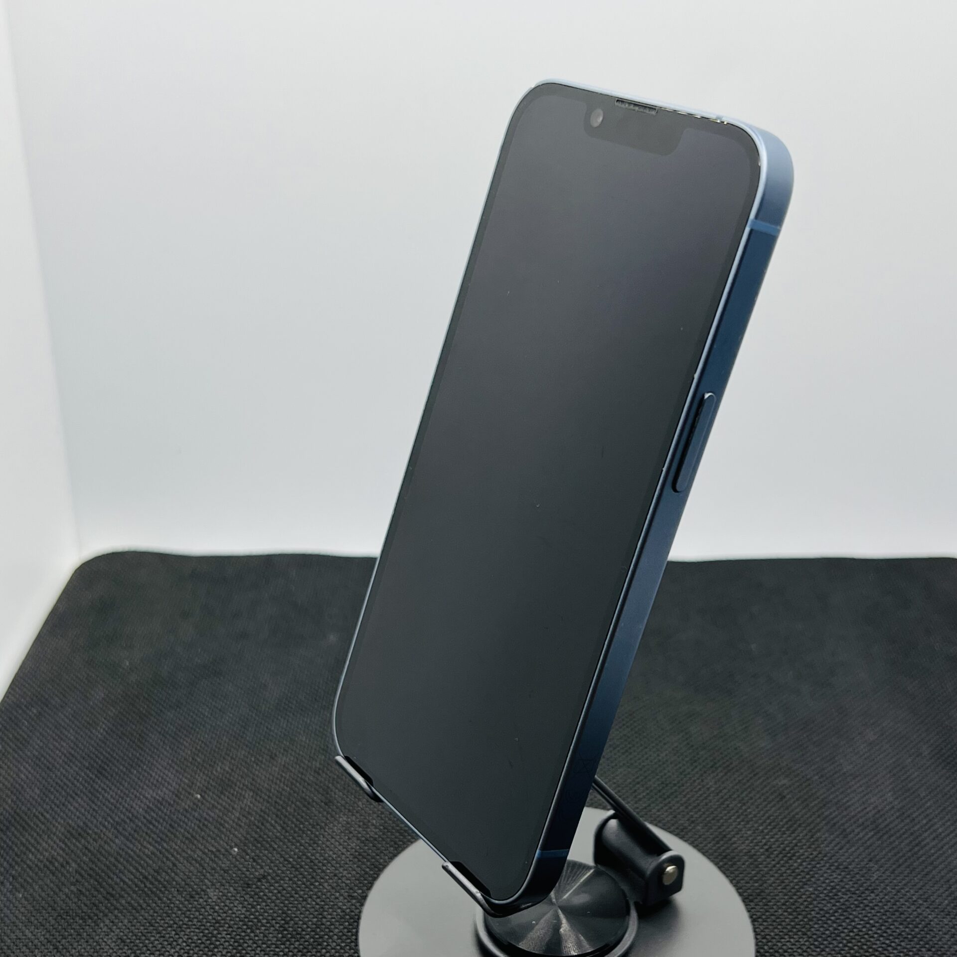 Apple iPhone 14 256GB Blue – (Grade B) - Image 7