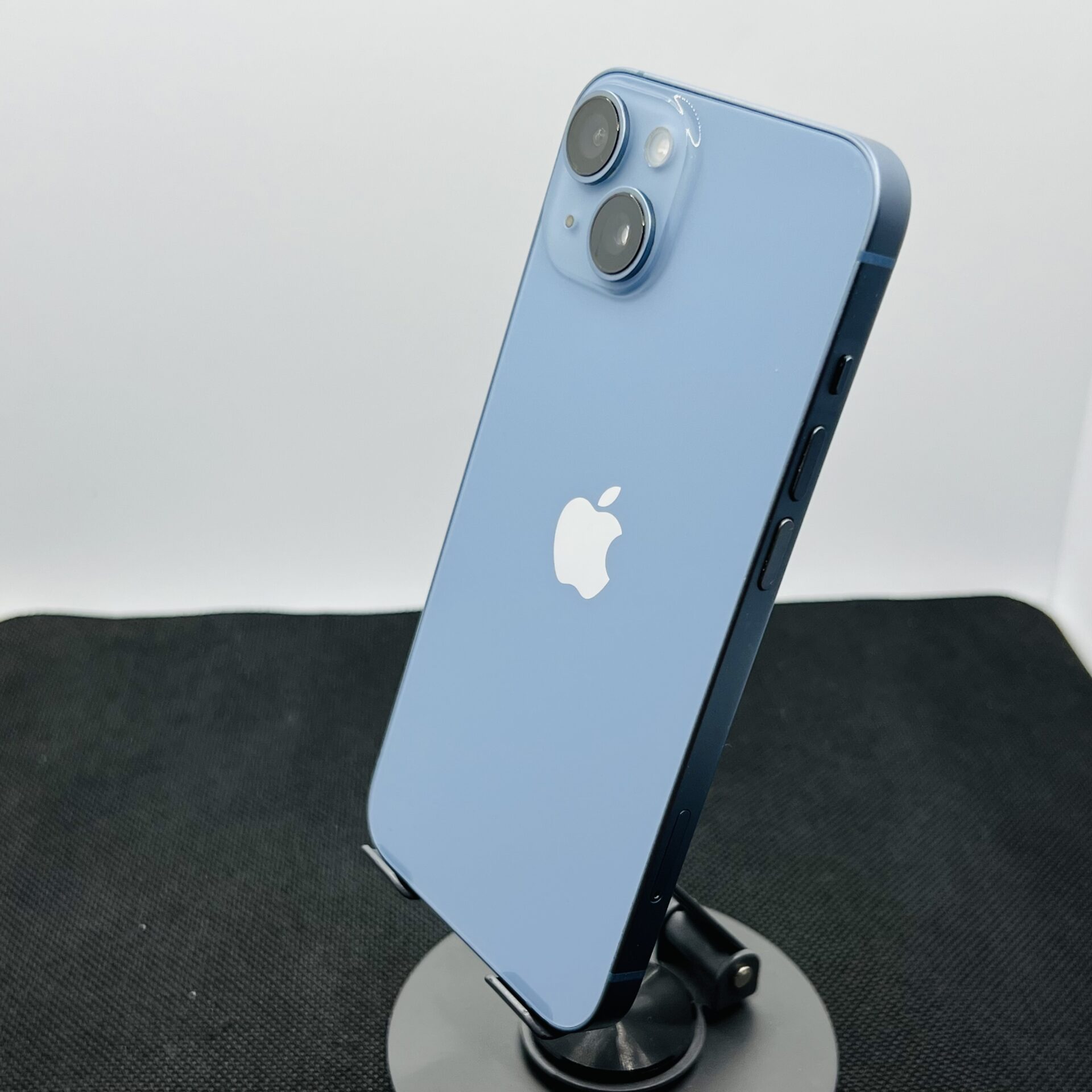 Apple iPhone 14 256GB Blue – (Grade B) - Image 9