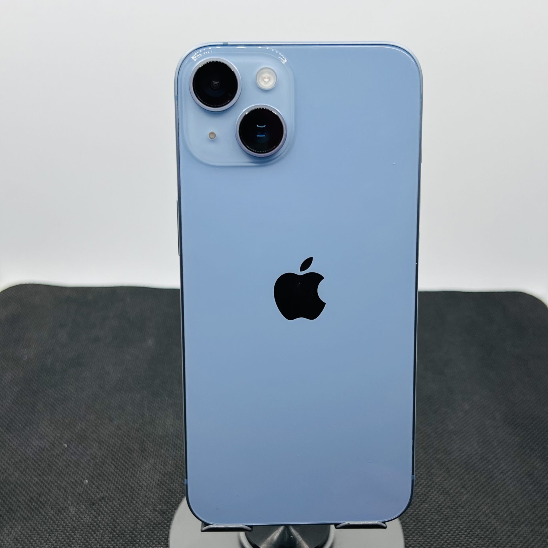 Apple iPhone 14 256GB Blue – (Grade B) - Image 8