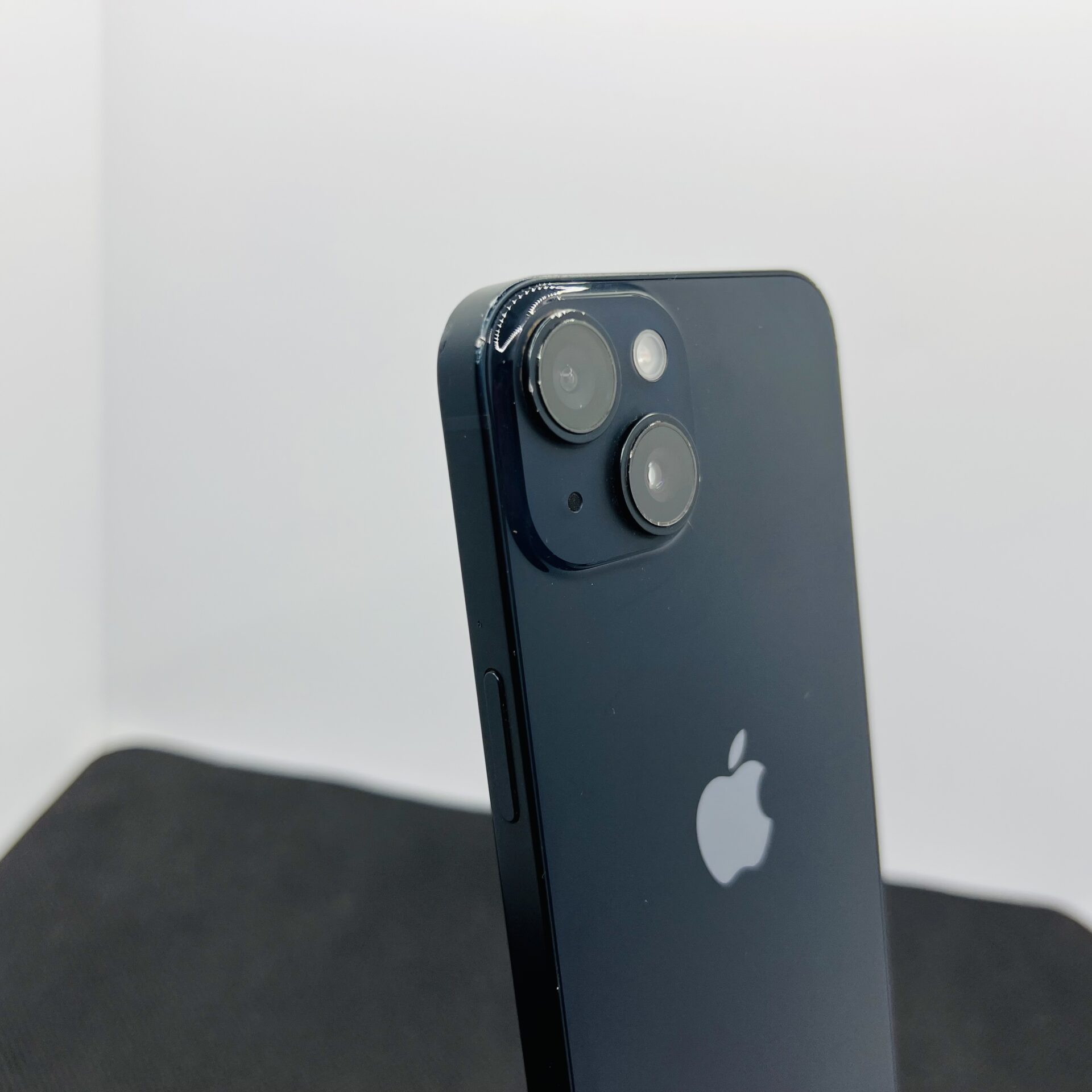 Apple iPhone 14 128GB Midnight – (Grade B) - Image 10