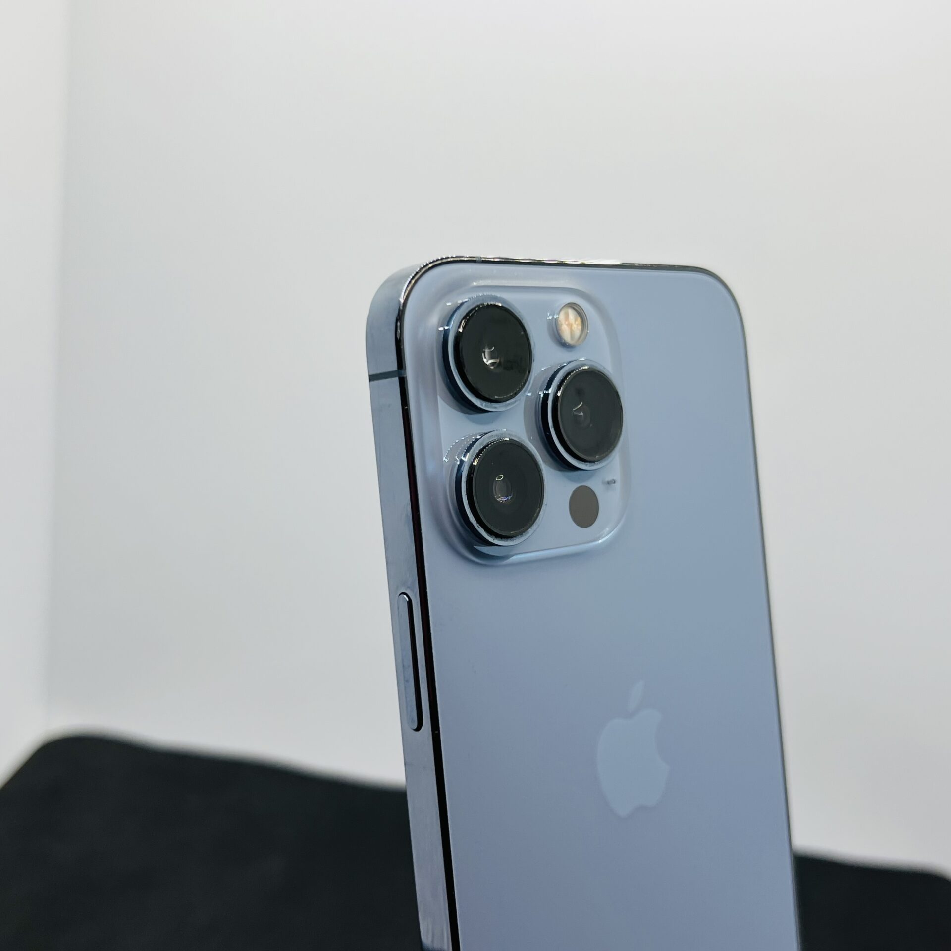 Apple iPhone 13 Pro 256GB Sierra Blue – (Grade B) - Image 11