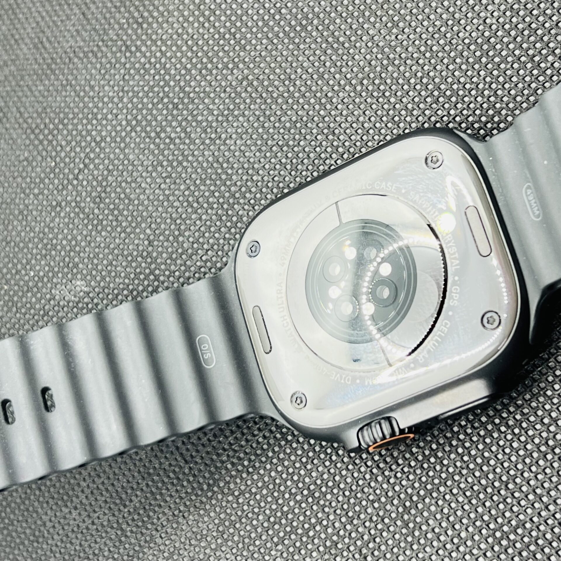 Apple Watch Ultra 3 49mm LTE Black Titanium – (Grade A) - Image 8