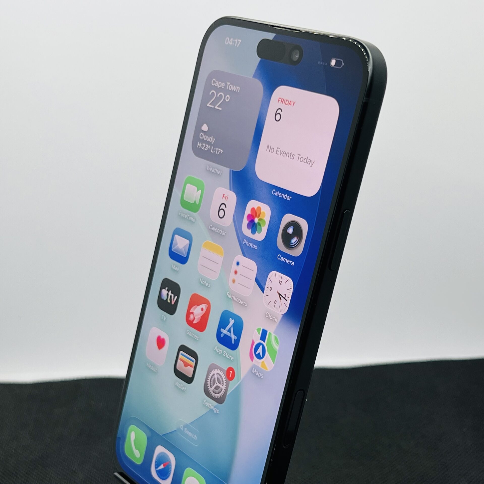 Apple iPhone 16 Plus 128GB Black – (Grade B) - Image 6