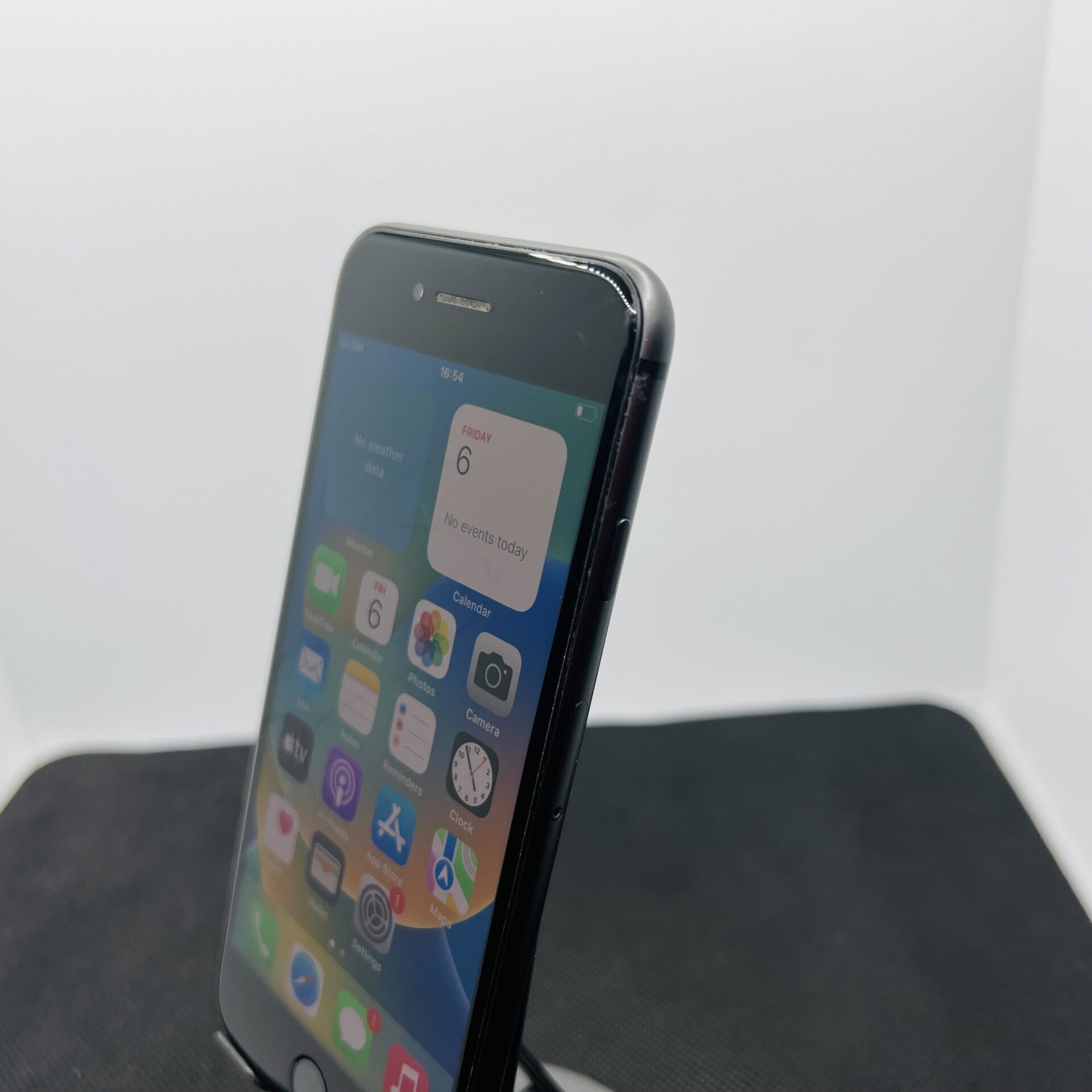 Apple iPhone 8 64GB Space Gray (Grade B) - Minor Bright Spots - Image 6