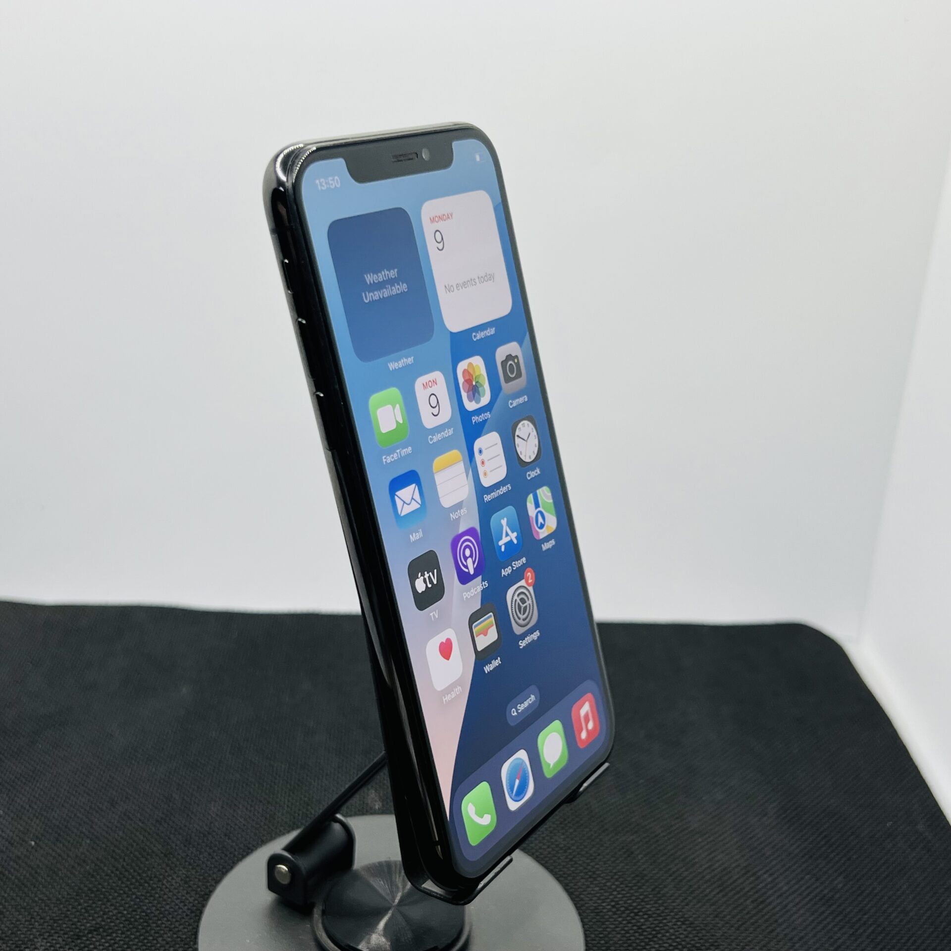 Apple iPhone XS 64GB Space Gray – (Grade B) - Image 3