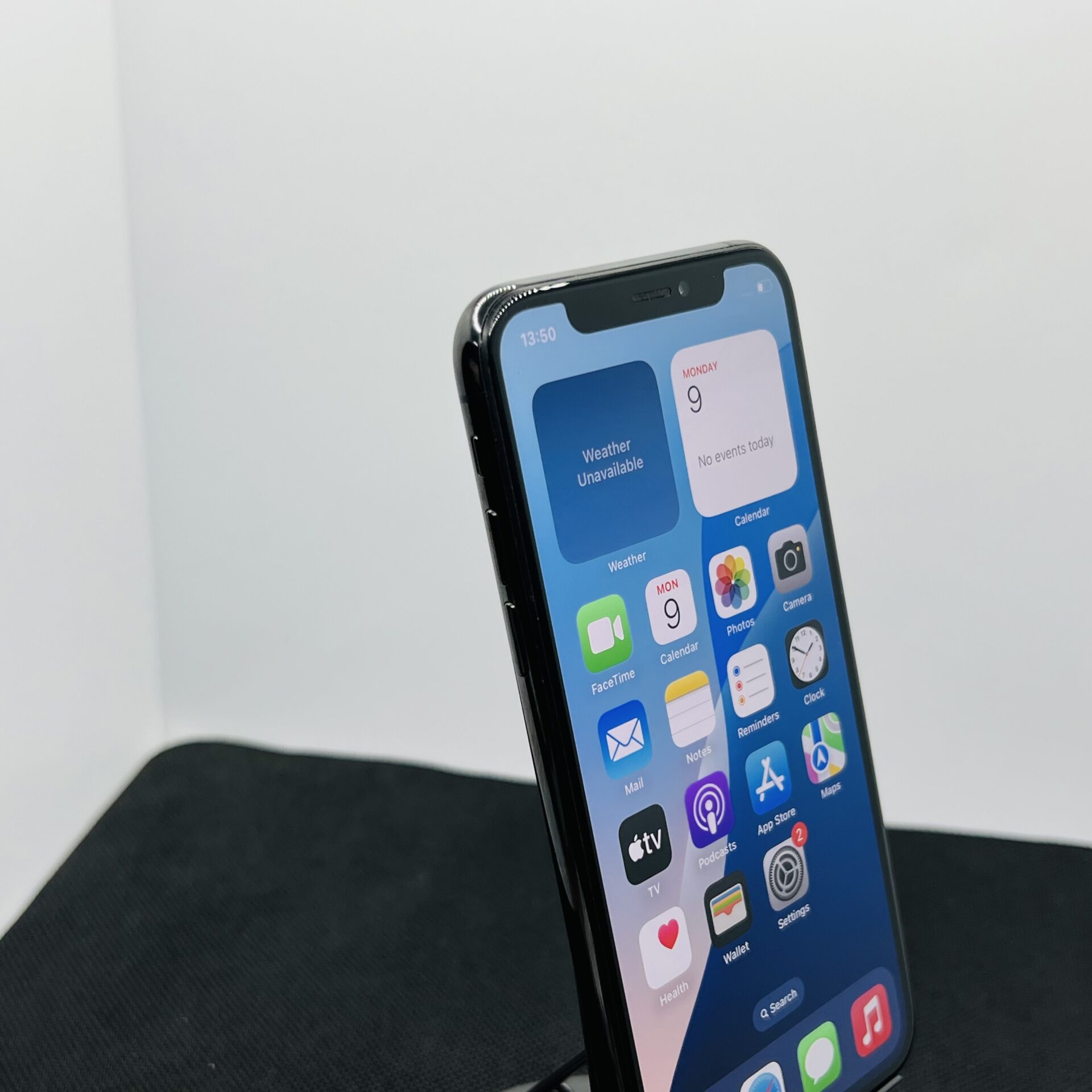 Apple iPhone XS 64GB Space Gray – (Grade B) - Image 4