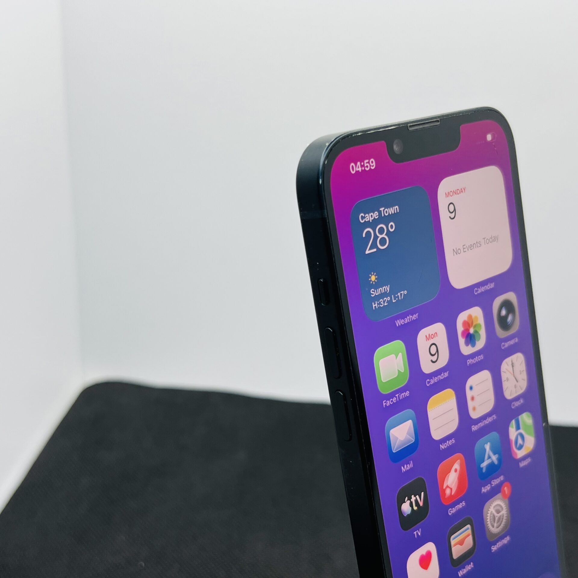 Apple iPhone 14 128GB Midnight – (Grade B) - Image 4