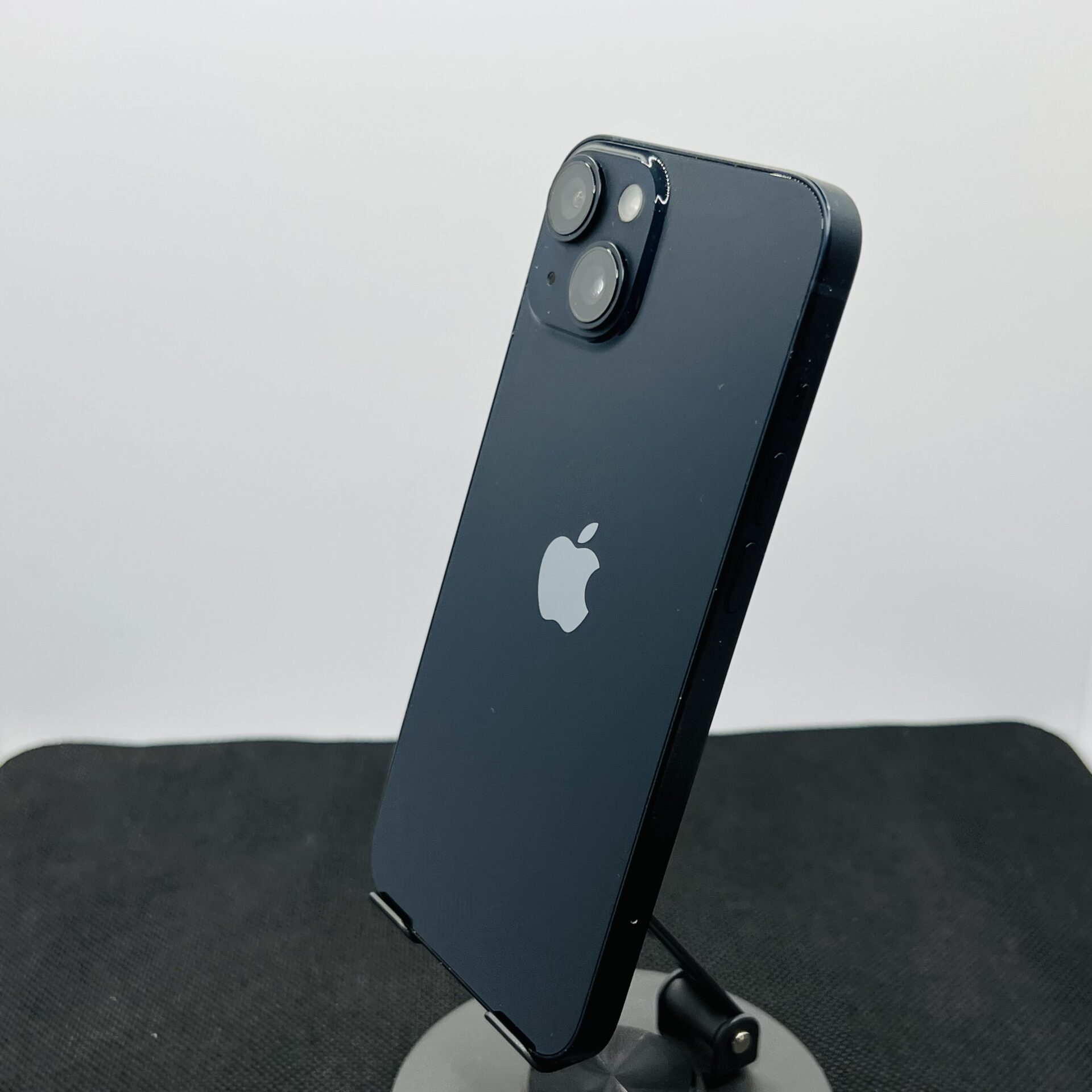 Apple iPhone 14 128GB Midnight – (Grade B) - Image 9