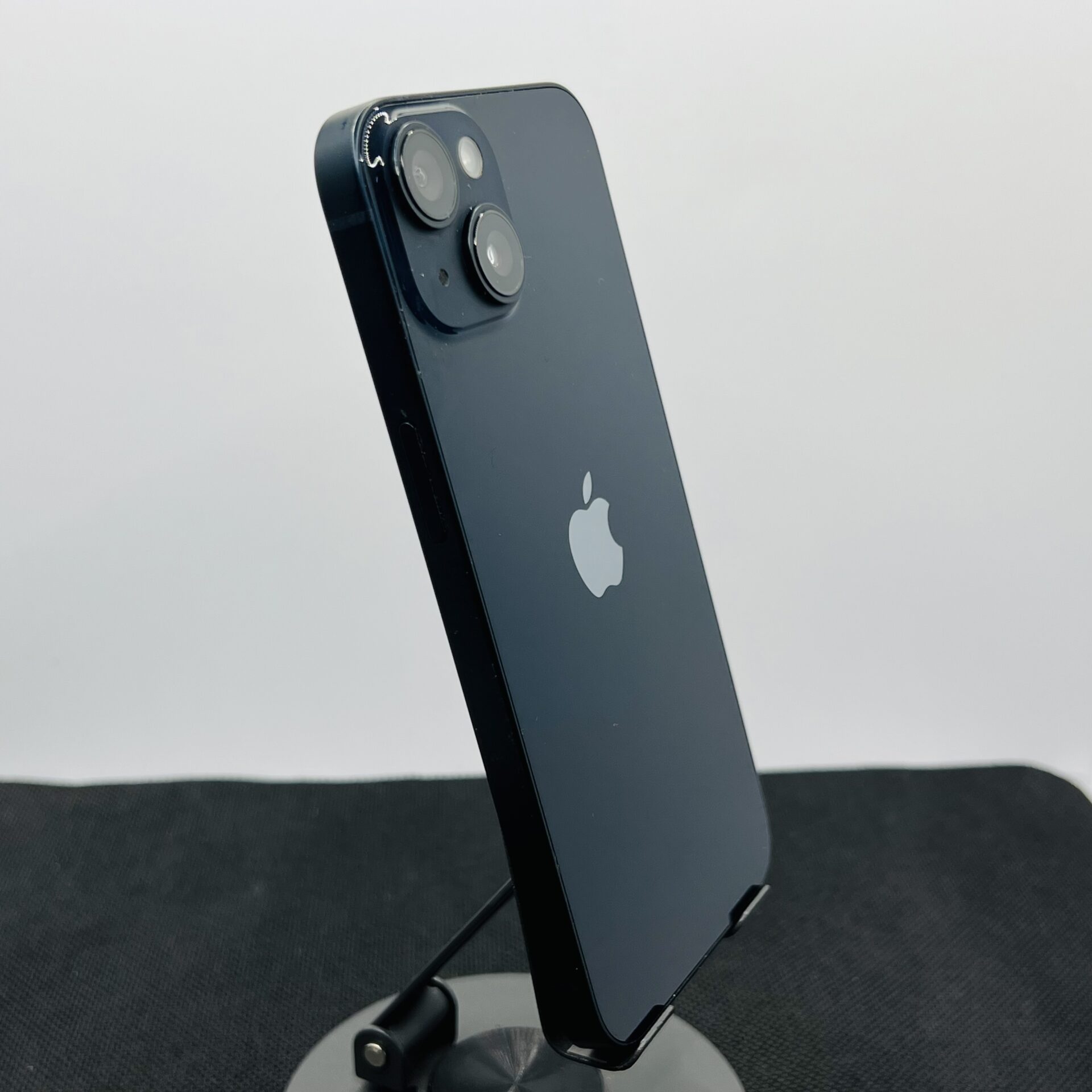 Apple iPhone 14 128GB Midnight – (Grade B) - Image 10