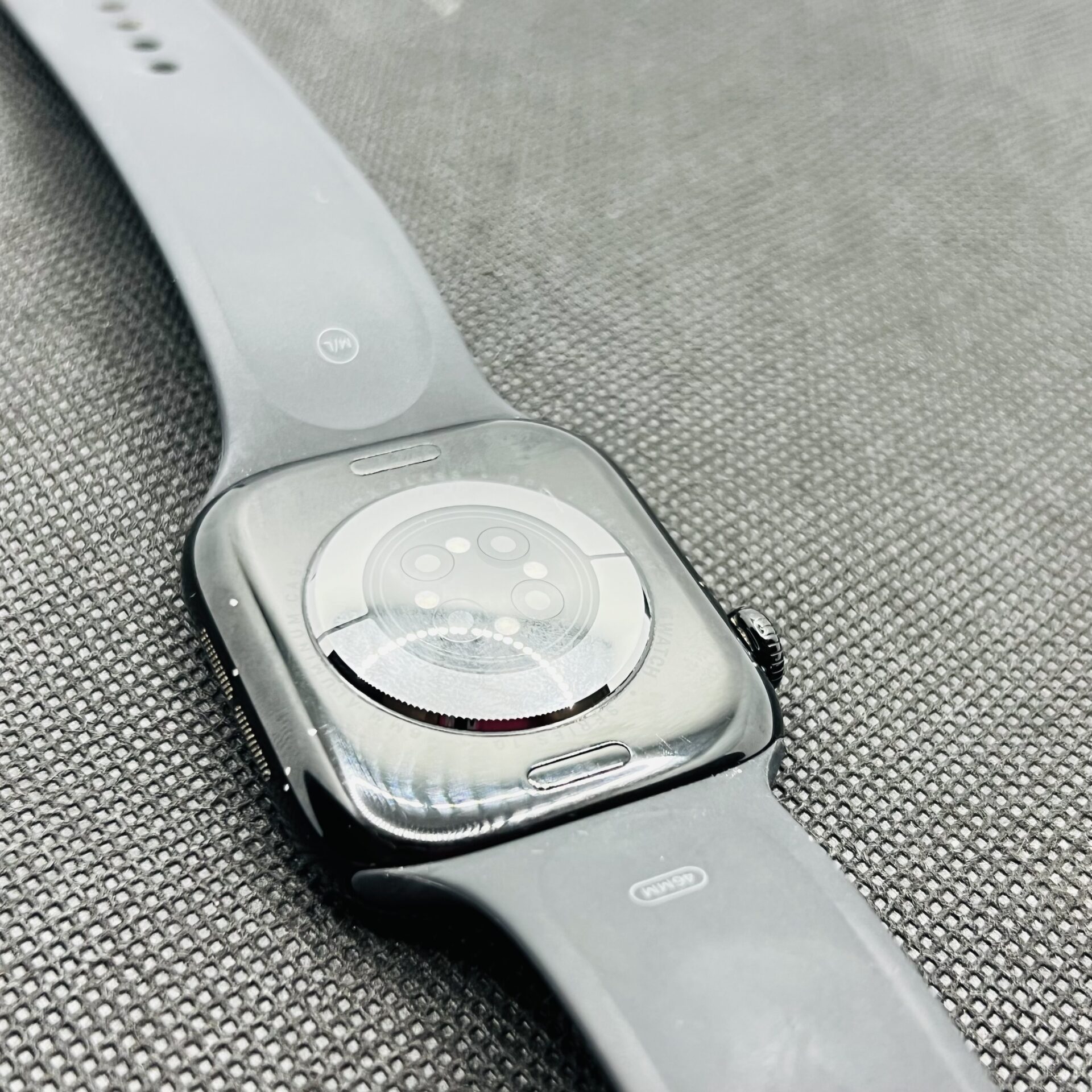 Apple Watch Series 10 46mm GPS Only Jet Black – (Grade B) - Image 8