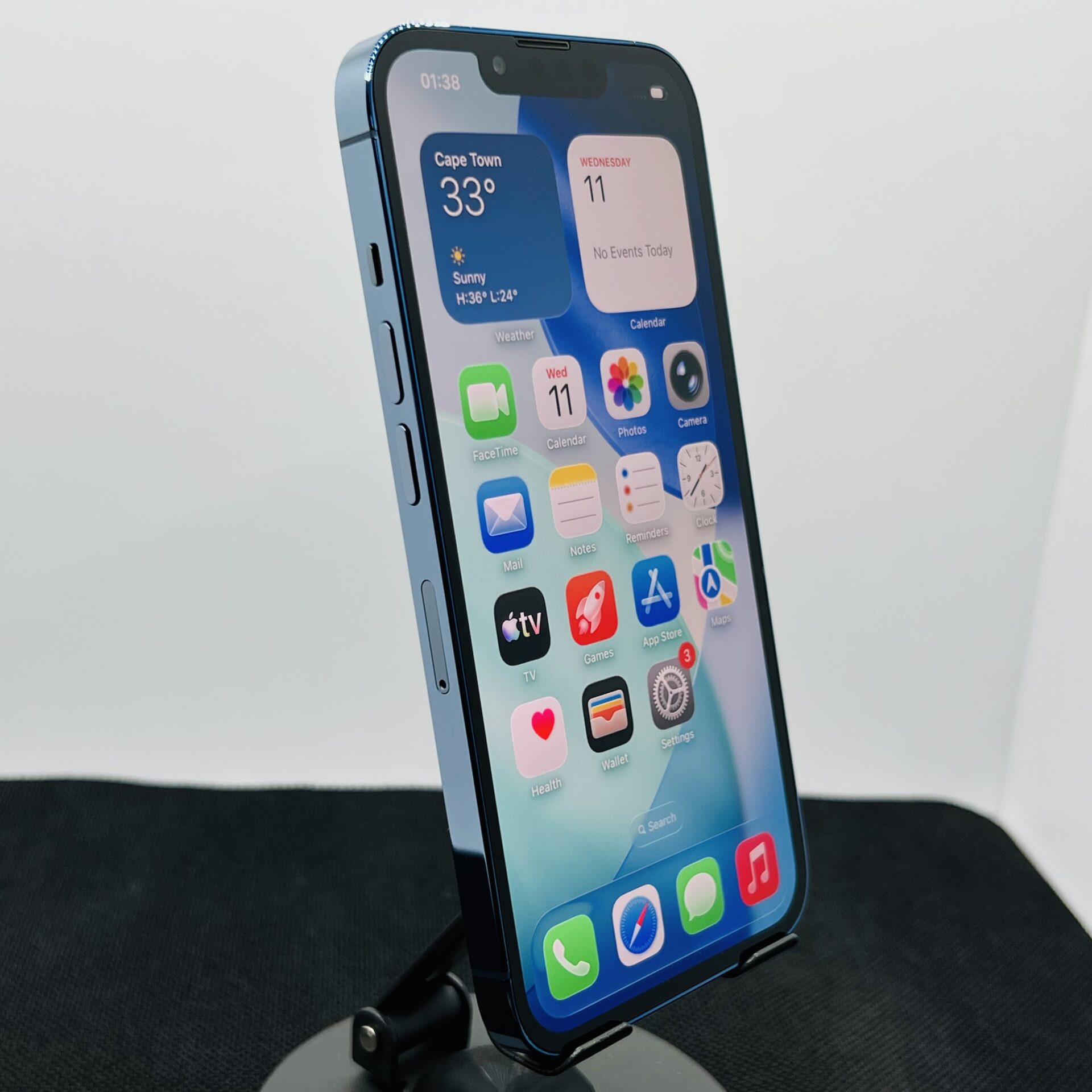 Apple iPhone 13 Pro 256GB Sierra Blue – (Grade B) - Image 3