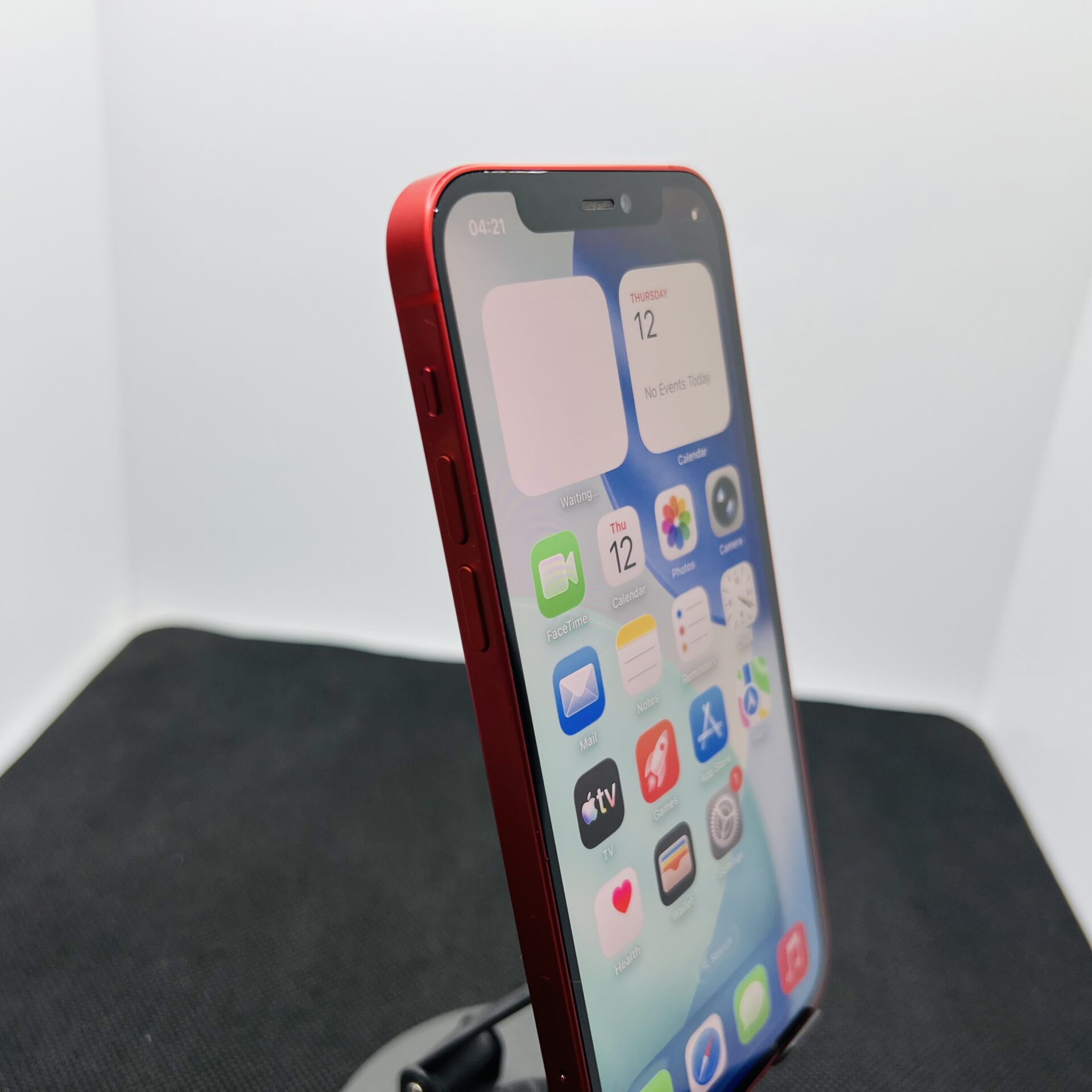 Apple iPhone 12 64GB Product Red – (Grade B) - Image 4