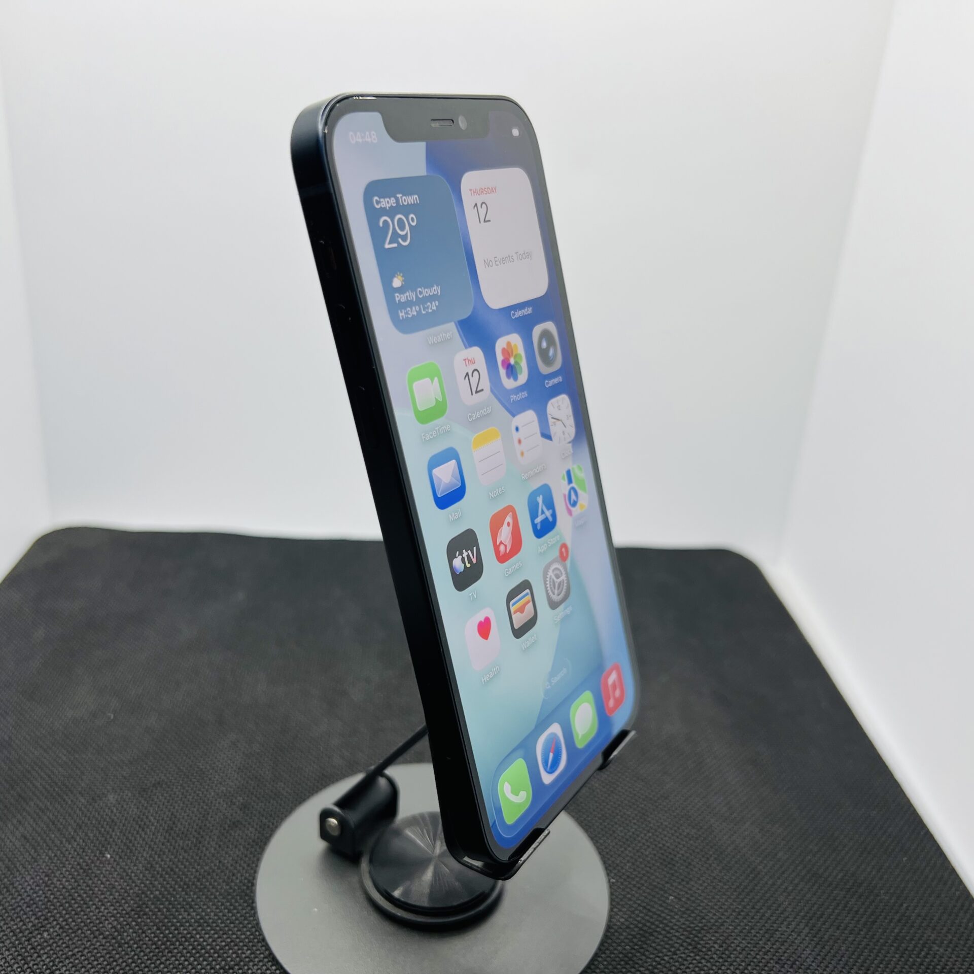 Apple iPhone 12 64GB Black – (Grade B) - Image 3