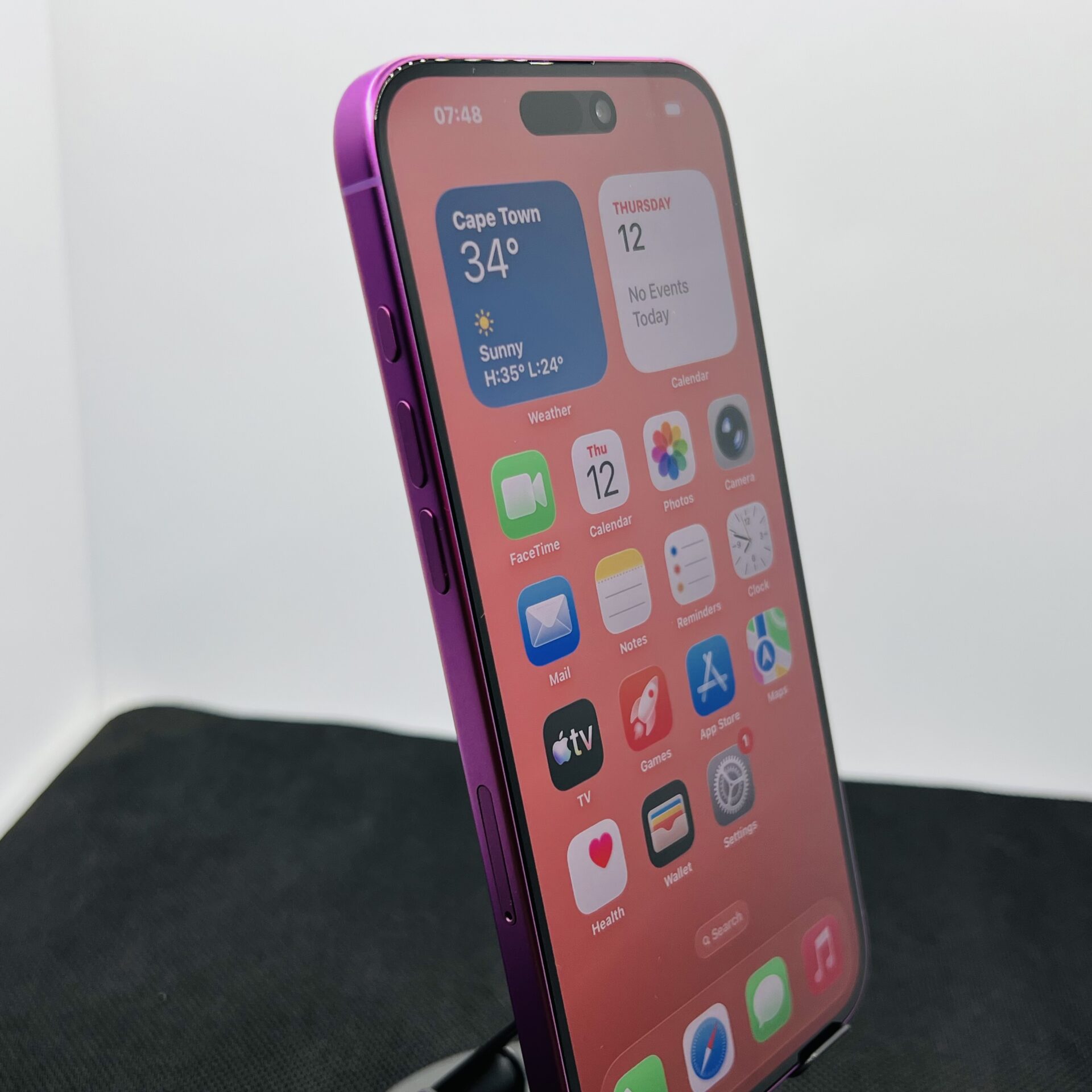 Apple iPhone 16 Plus 128GB Pink – (Grade B) - Image 4