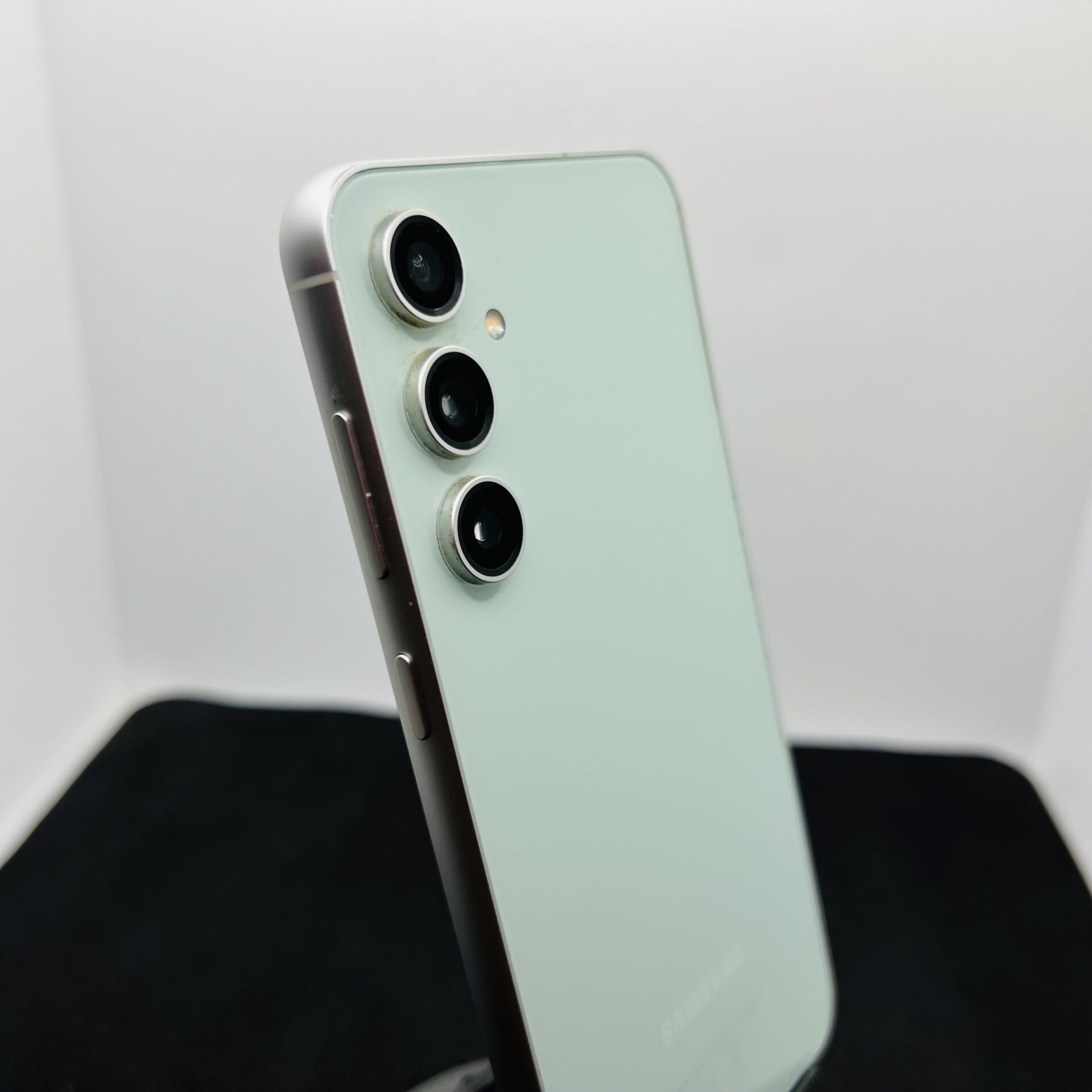 Samsung Galaxy S23 FE 256GB Mint – (Grade B) - Image 10
