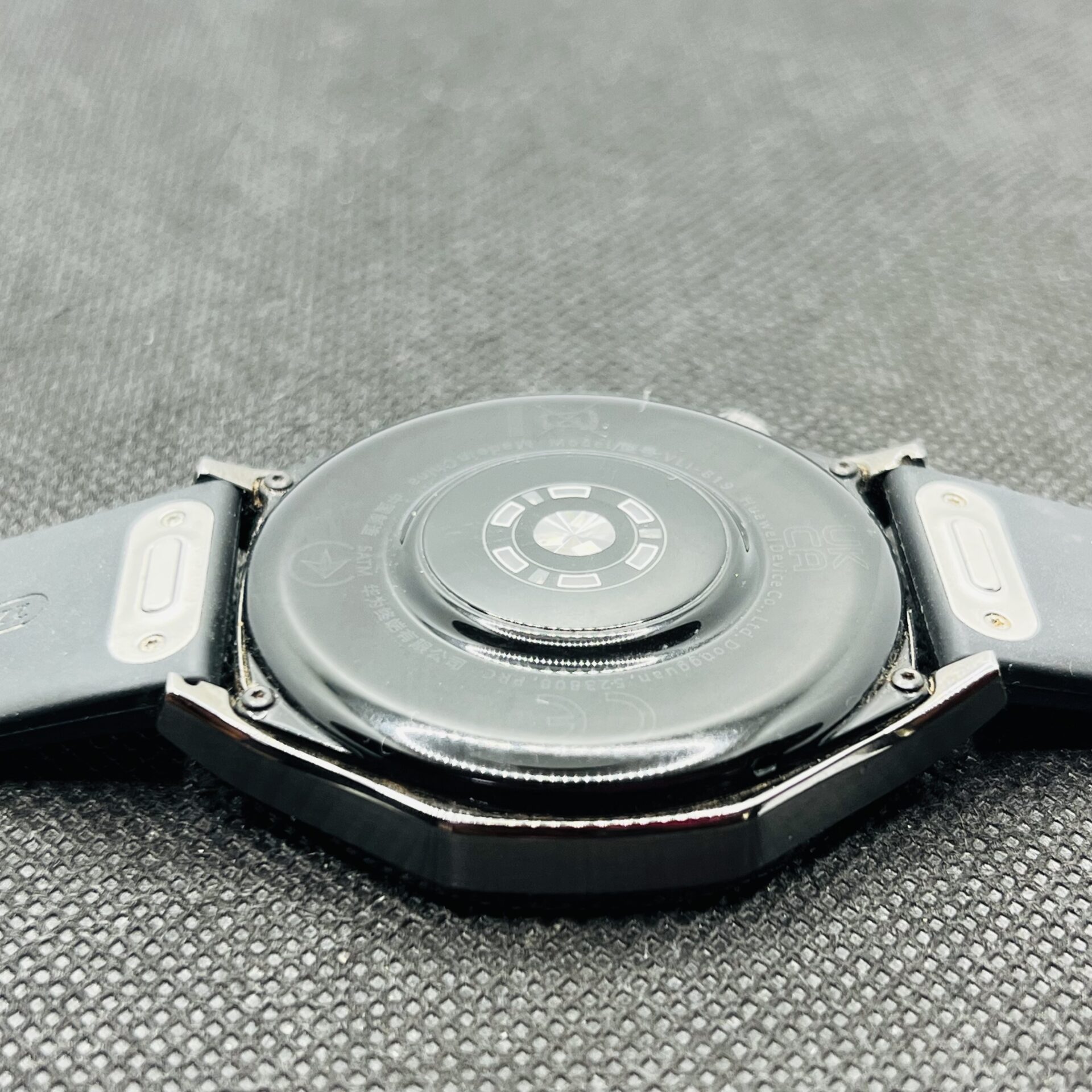 Huawei Watch GT 5 46mm Black – (Grade B) - Image 8