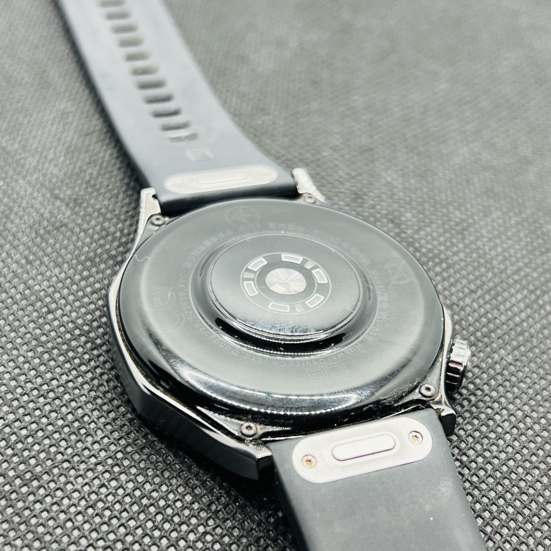 Huawei Watch GT 5 46mm Black – (Grade B) - Image 9