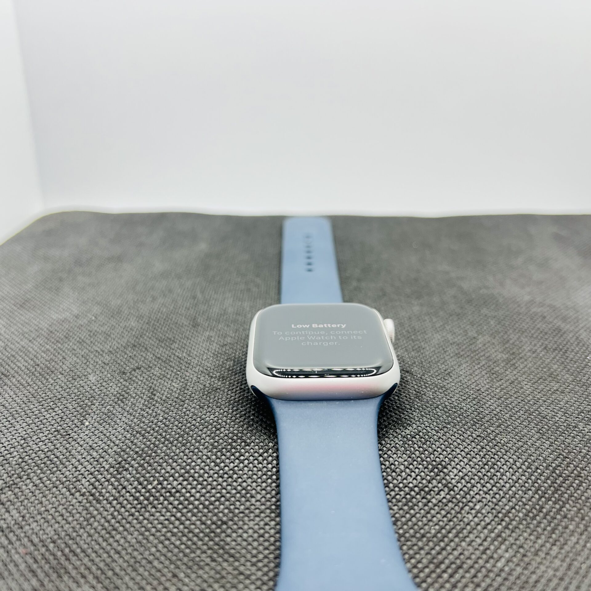 Apple Watch Series 9 45mm GPS Only Silver – (Grade B) - Image 2