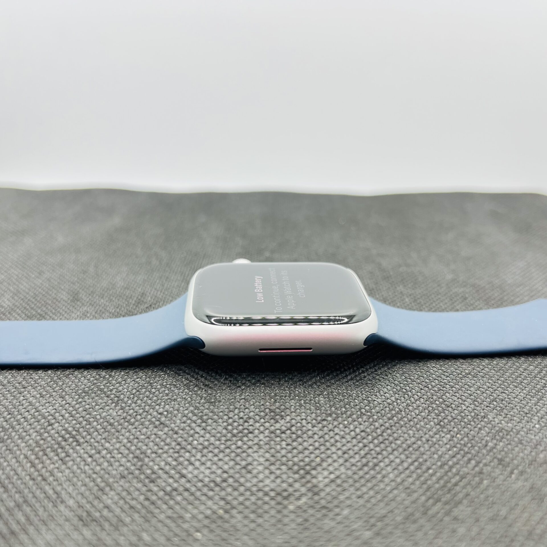 Apple Watch Series 9 45mm GPS Only Silver – (Grade B) - Image 3