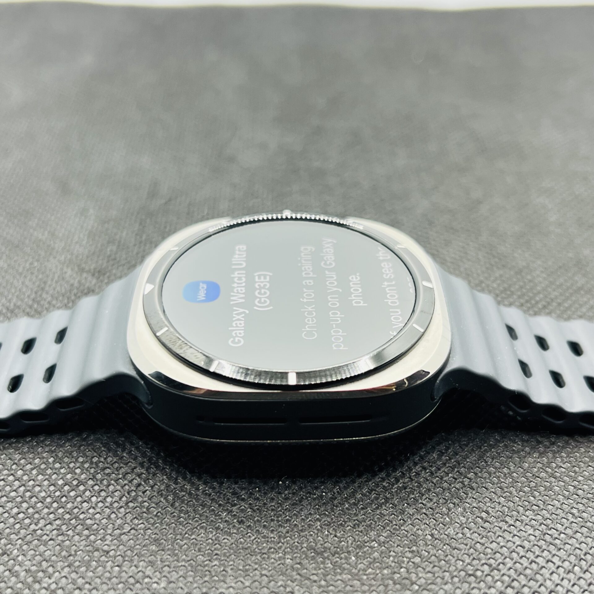 Galaxy Watch Ultra 47mm LTE Titanium Silver (Grade B) - Image 3