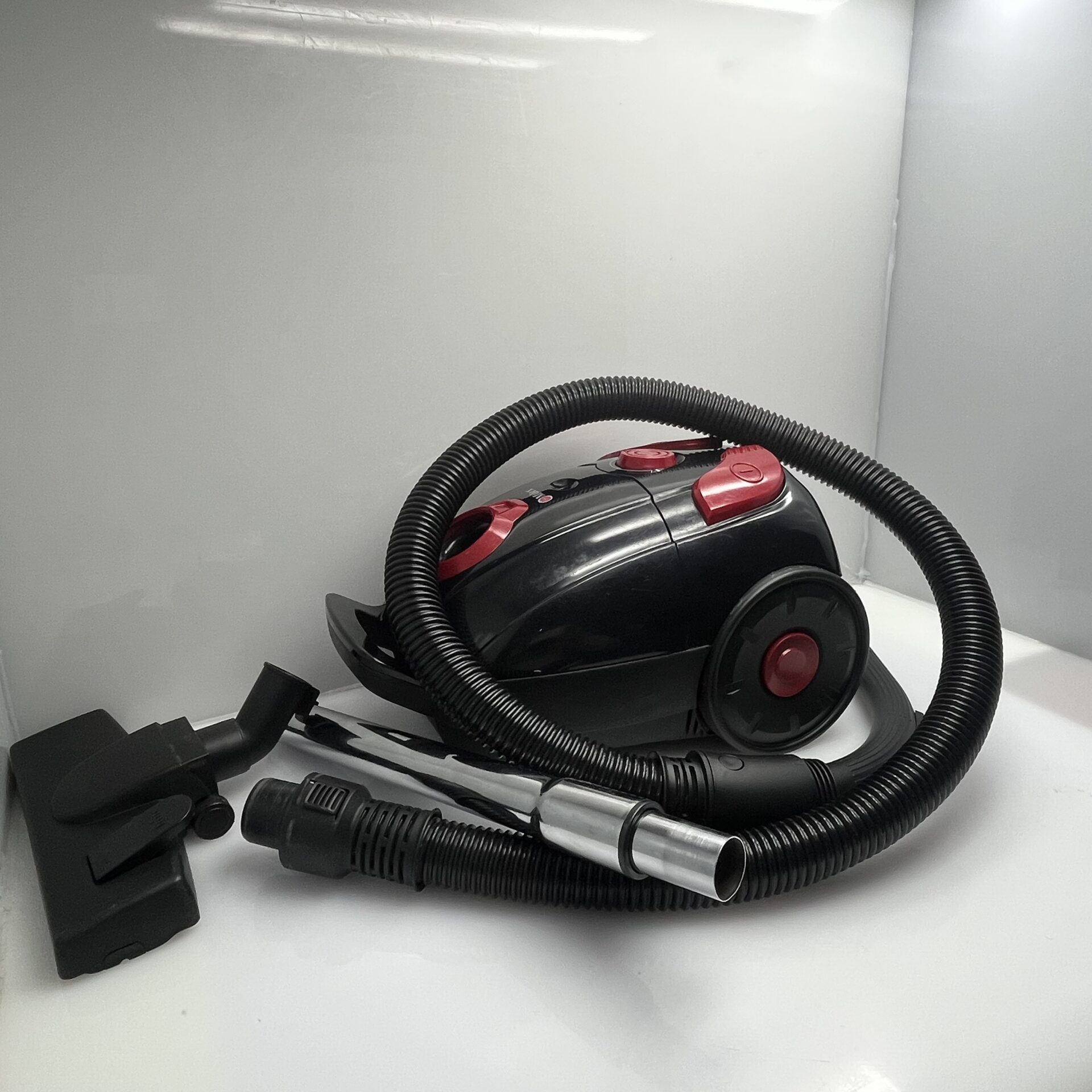Milex Proclean Vacuum 1600W Black (Condition: Good) - Image 4
