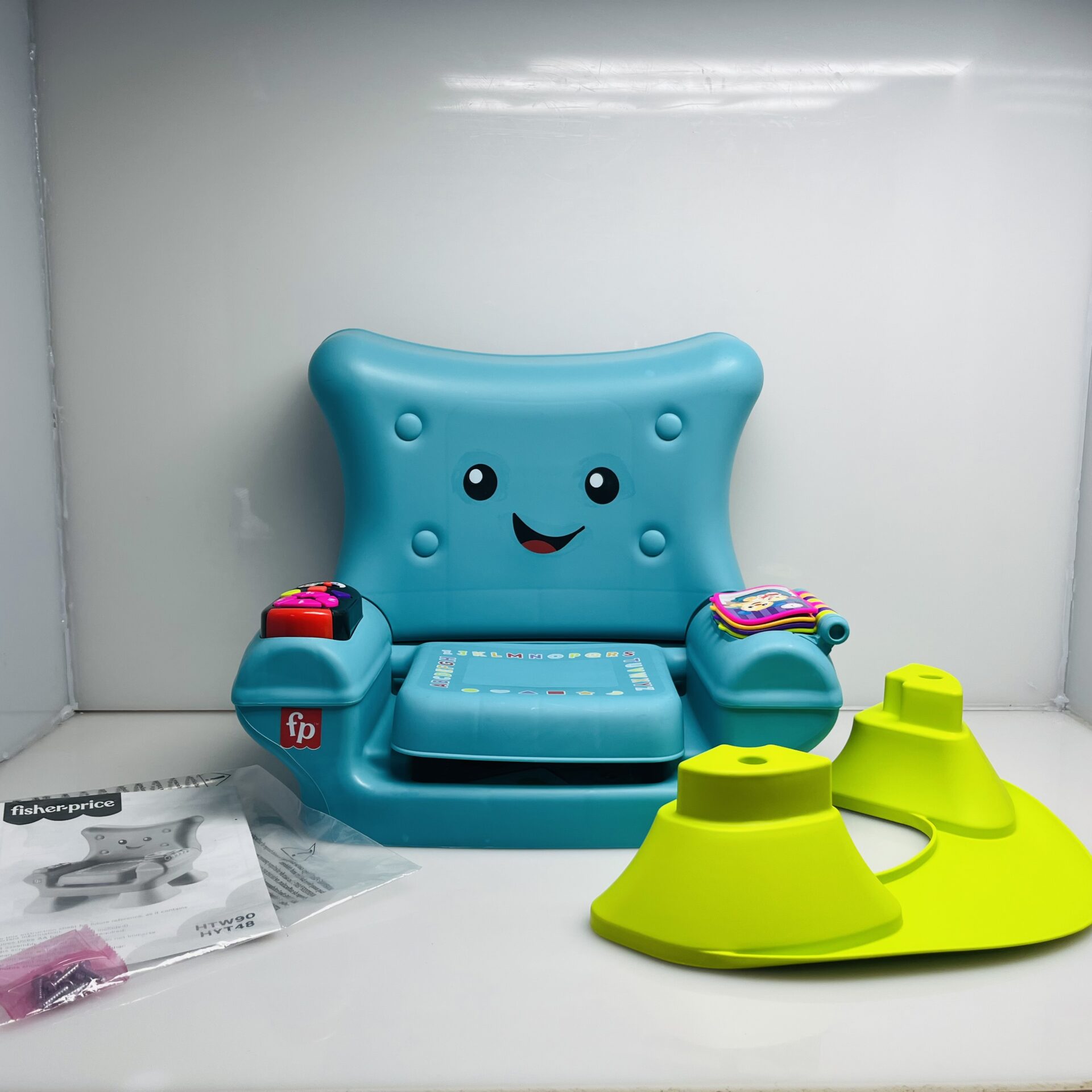 COMBO DEAL: LOL Surprise! OMG Fashion Show Missy Frost Pink + Fisher-Price Smart Stages Chair (Condition: Fair) - Image 2