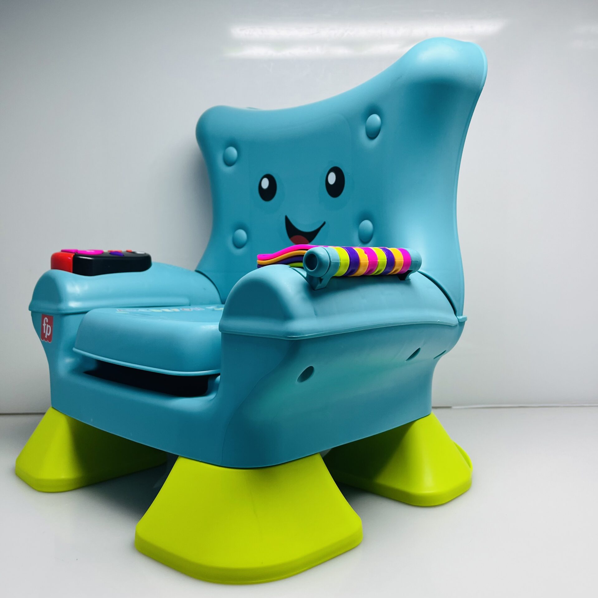 COMBO DEAL: Melissa and Doug Play Push Chair + Fisher-Price Smart Stages Chair (Condition: Good) - Image 3
