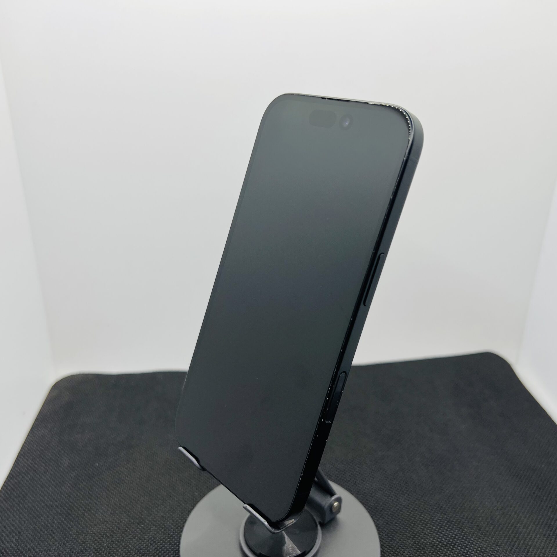 Apple iPhone 16 128GB Black (Condition: Good) - Image 7
