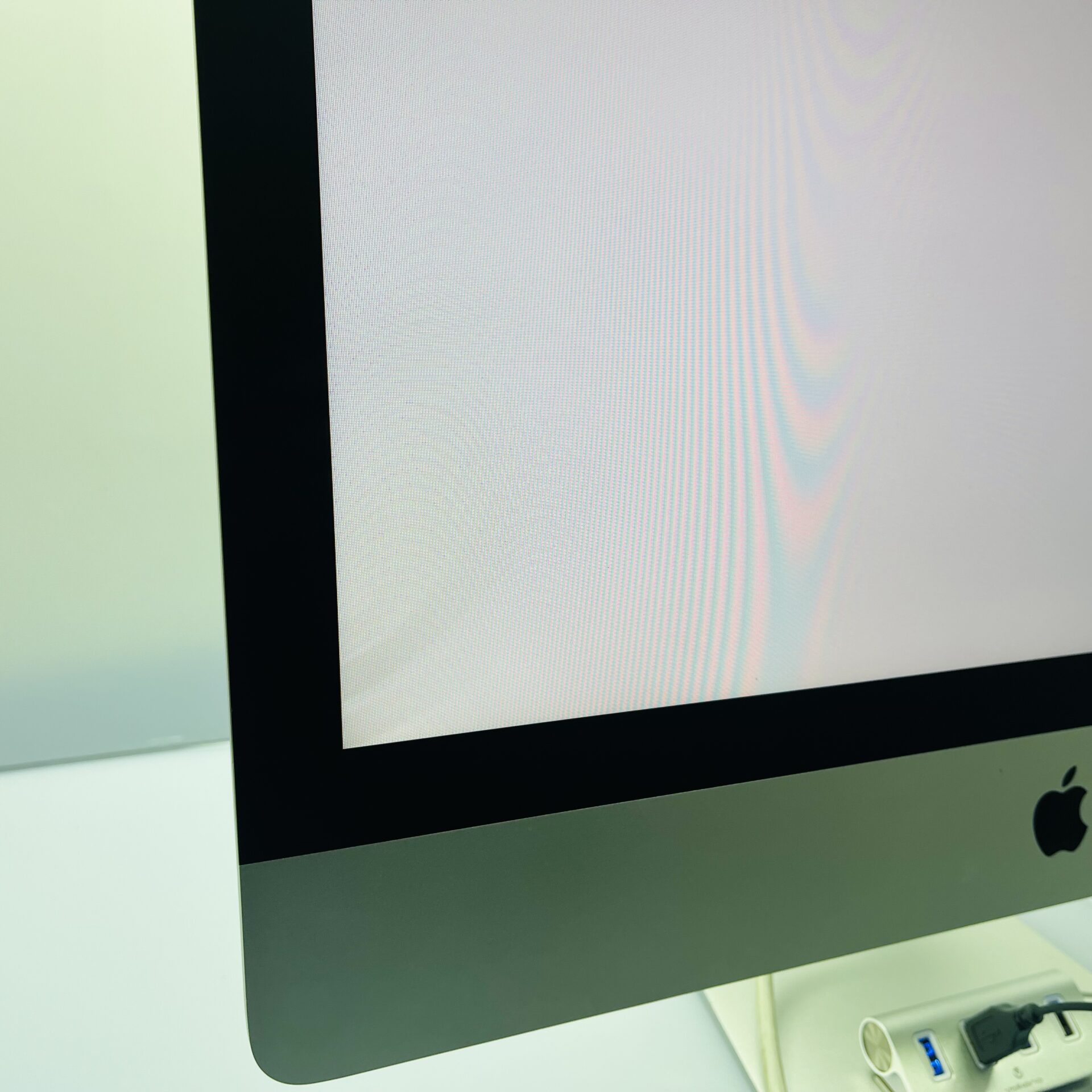 Apple iMac 21.5-Inch "Core i5" (Mid 2014) 1.4GHz 8GB RAM 512GB SSD Silver - No Power Cable (Condition: Good) - Image 5