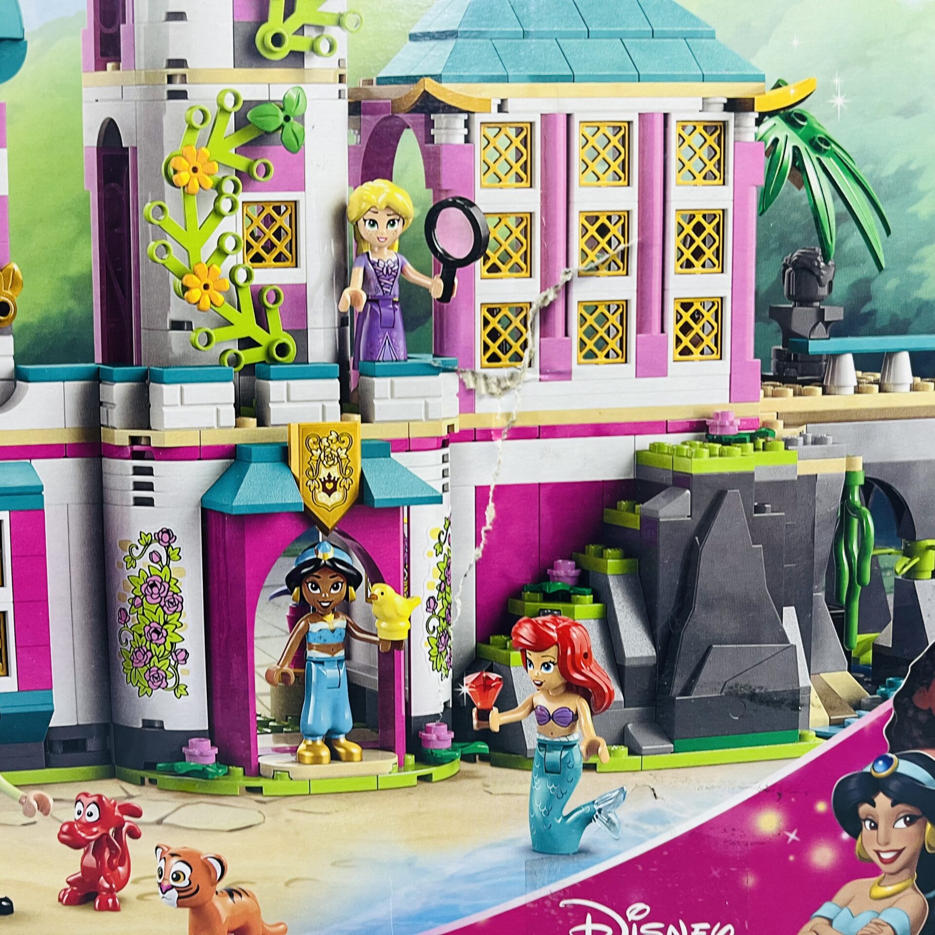LEGO® Disney: Princess Castle and Royal Pets - Image 3