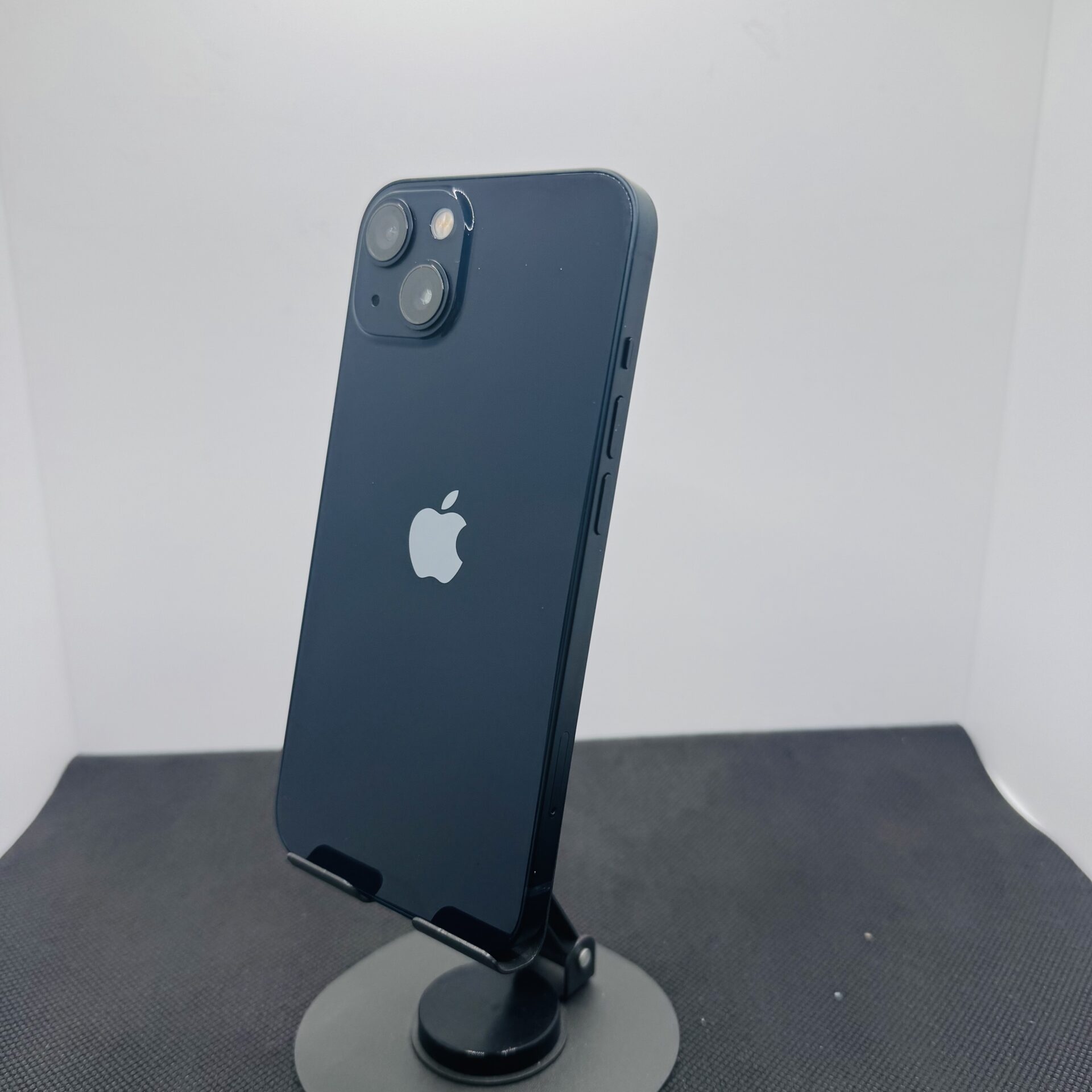 Apple iPhone 13 128GB Midnight (Condition: Good) - Image 9
