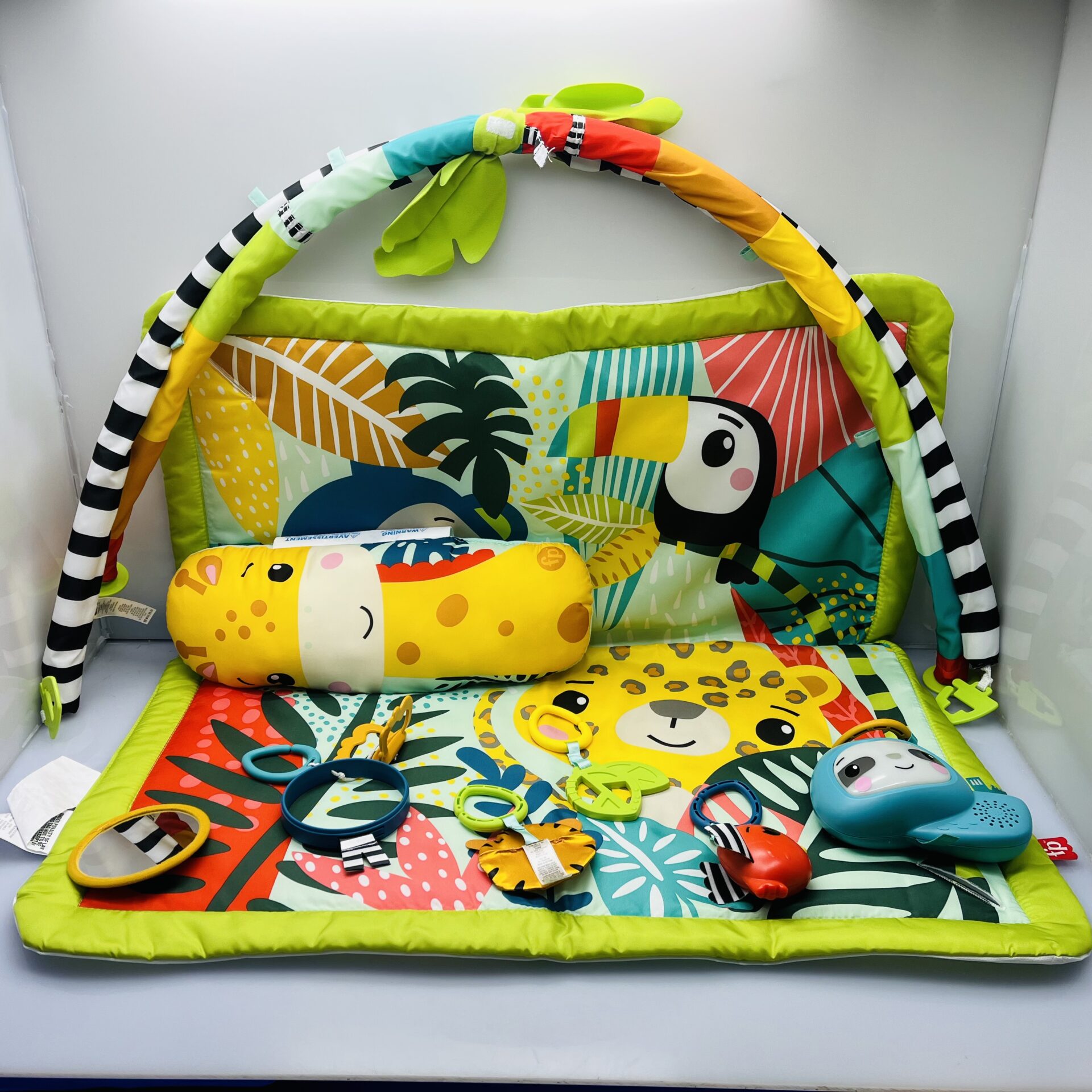COMBO DEAL: Fisher-Price 3-in-1 Rainforest Sensory Gym + Winfun Polar Fiesta Playmat + Clementoni Baby: My First Car (Condition: Good) - Image 3