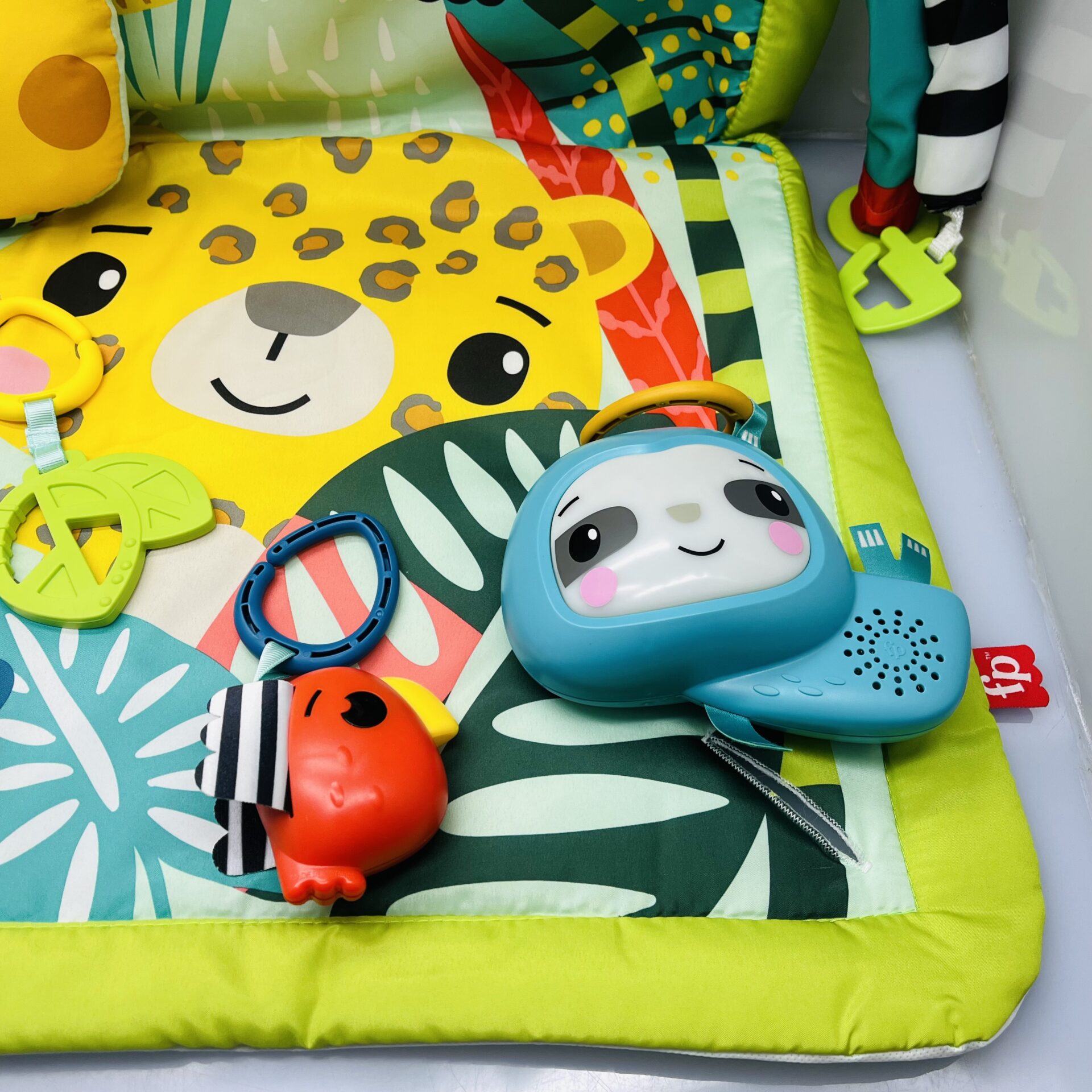 COMBO DEAL: Fisher-Price 3-in-1 Rainforest Sensory Gym + Winfun Polar Fiesta Playmat + Clementoni Baby: My First Car (Condition: Good) - Image 4
