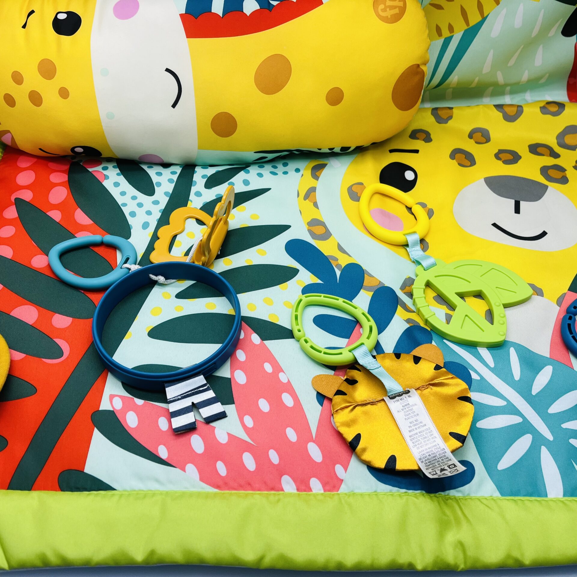 COMBO DEAL: Fisher-Price 3-in-1 Rainforest Sensory Gym + Winfun Polar Fiesta Playmat + Clementoni Baby: My First Car (Condition: Good) - Image 5