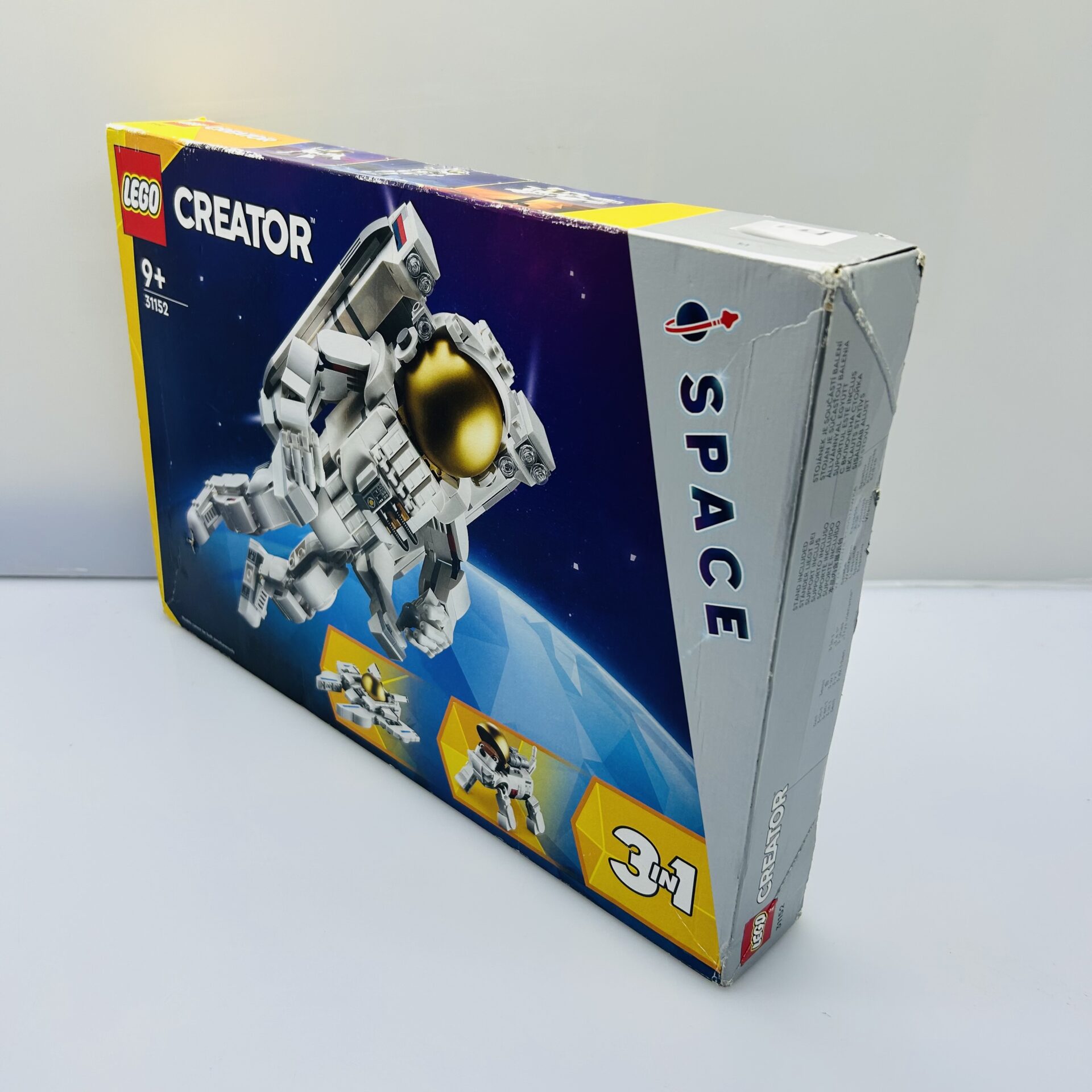 LEGO® Creator 3-in-1 Space Astronaut 31152 647 Pieces (Condition: Brand New) - Image 5
