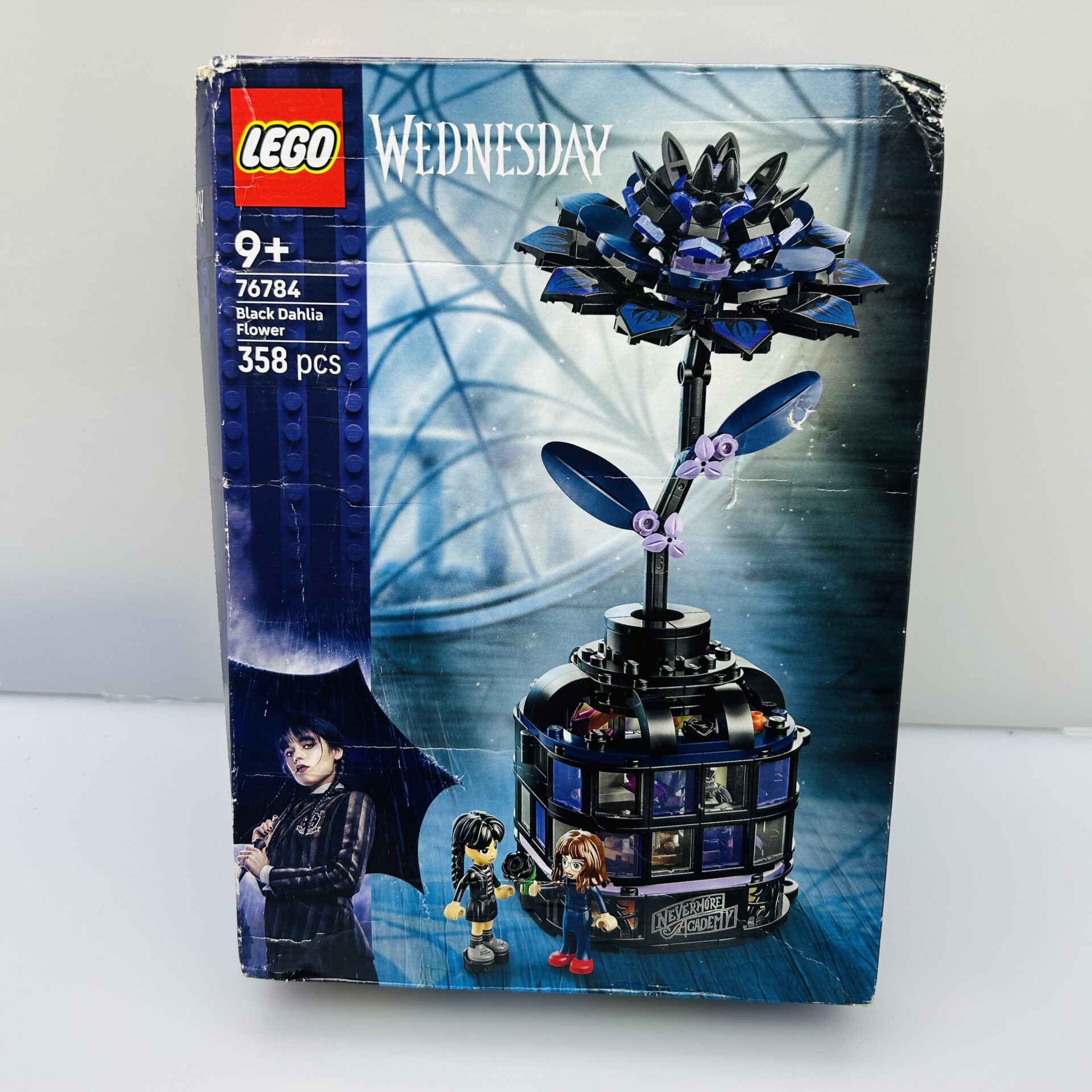 COMBO DEAL: Funko Bitty Pop Game of Thrones + LEGO® Marvel Spider-Man Mesh vs Anti-Venom 76308 + LEGO® Wednesday Black Dahlia Flower 76784 Combo Deal (Condition: Good) - Image 4