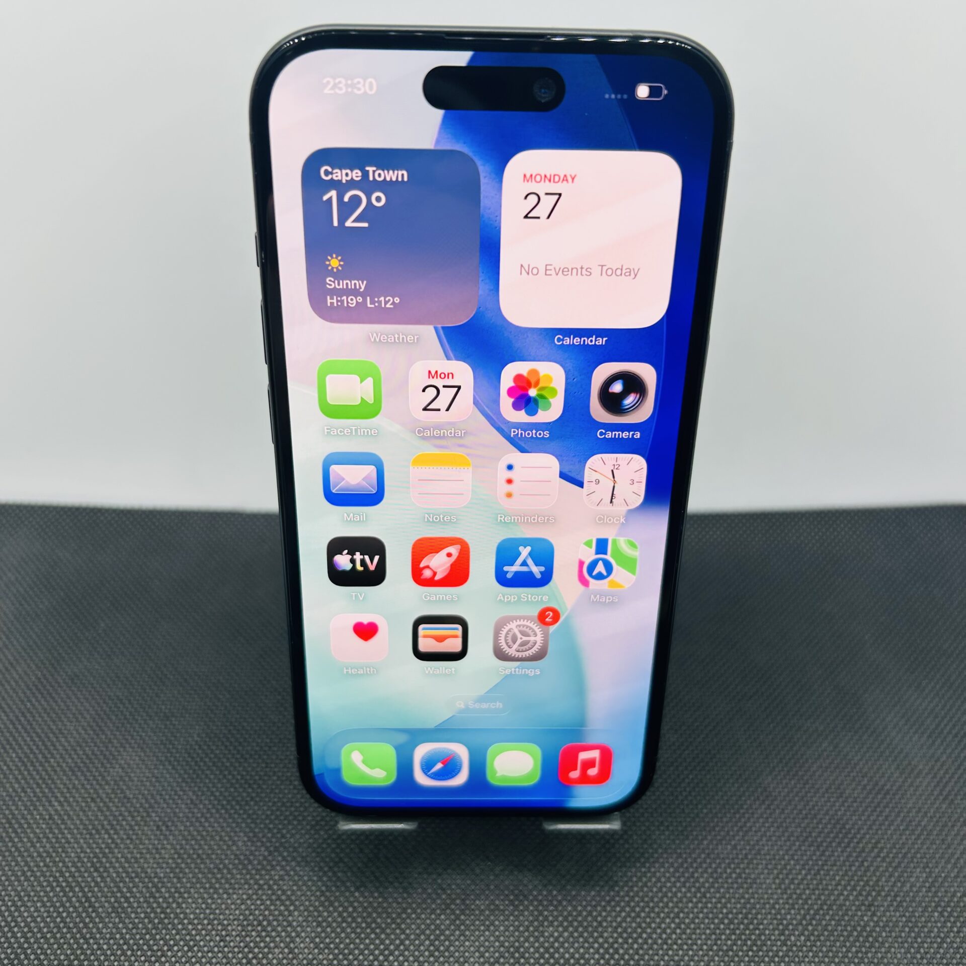 Apple iPhone 15 128GB Black (Condition: Good) - Image 2