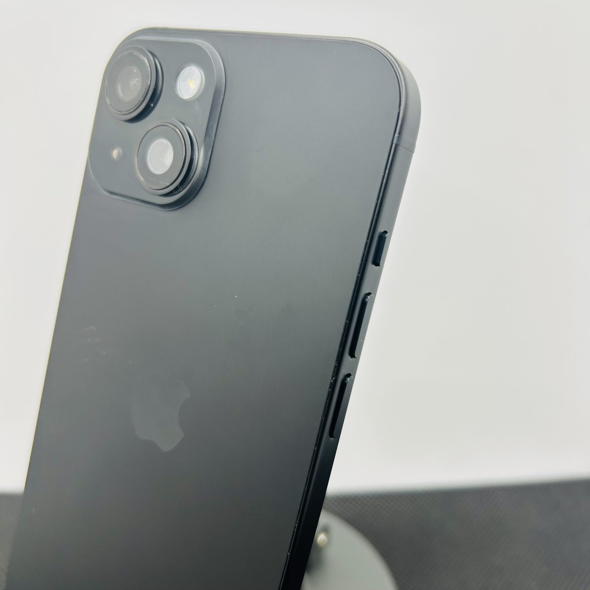 Apple iPhone 15 128GB Black (Condition: Good) - Image 10
