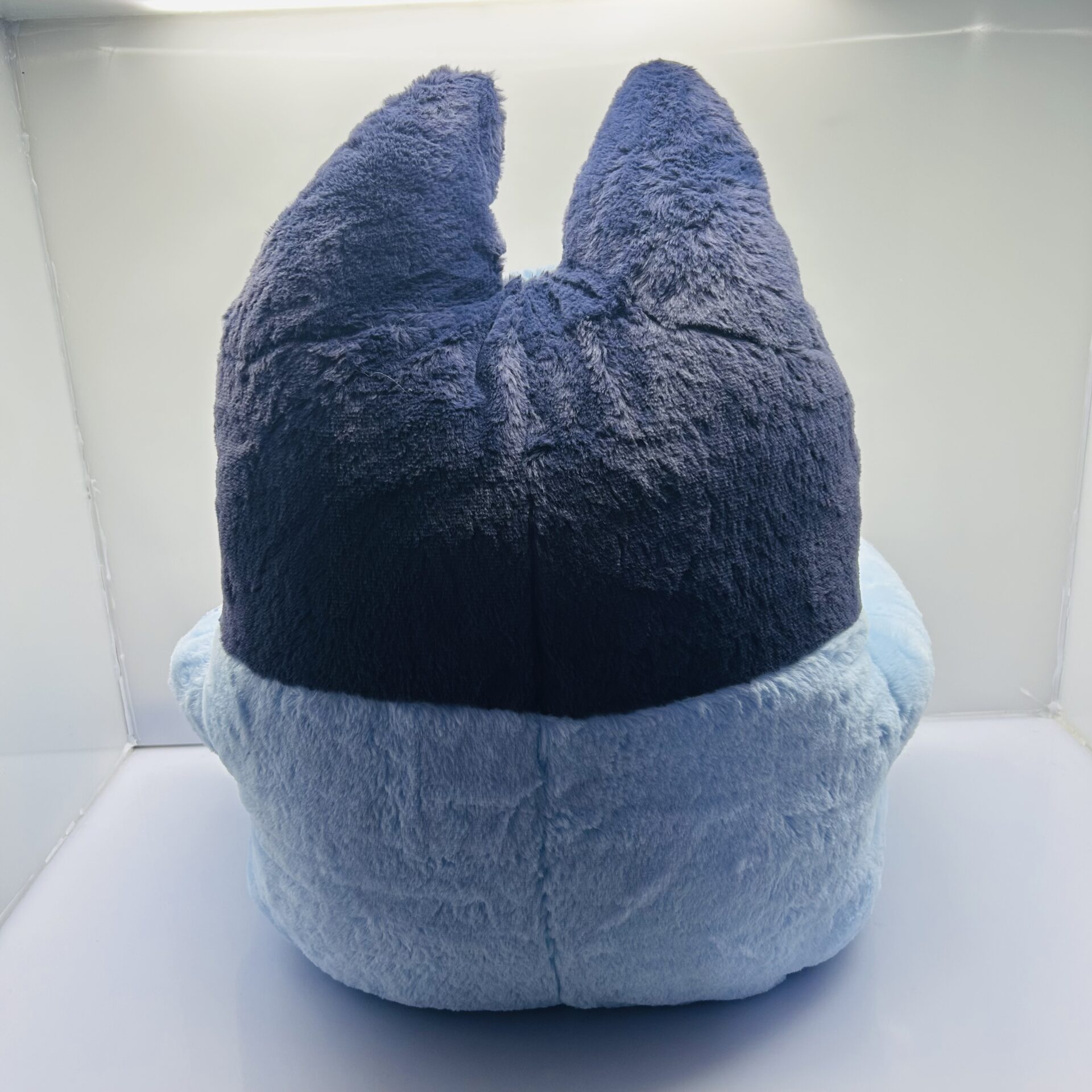 Bluey Plush Chair (Condition: Excellent) - Image 5