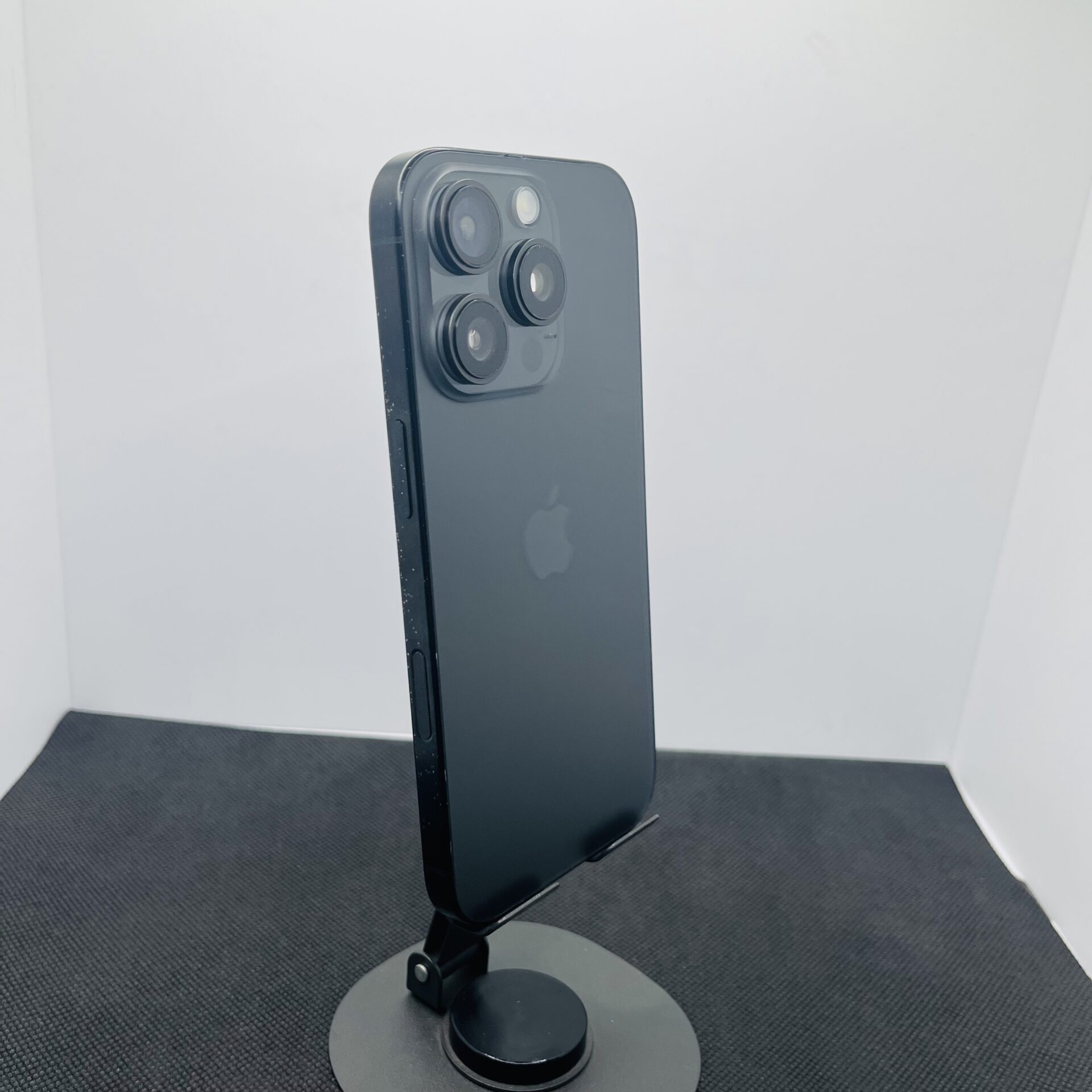 Apple iPhone 16 Pro 256GB Black Titanium (Condition: Good) - Image 9