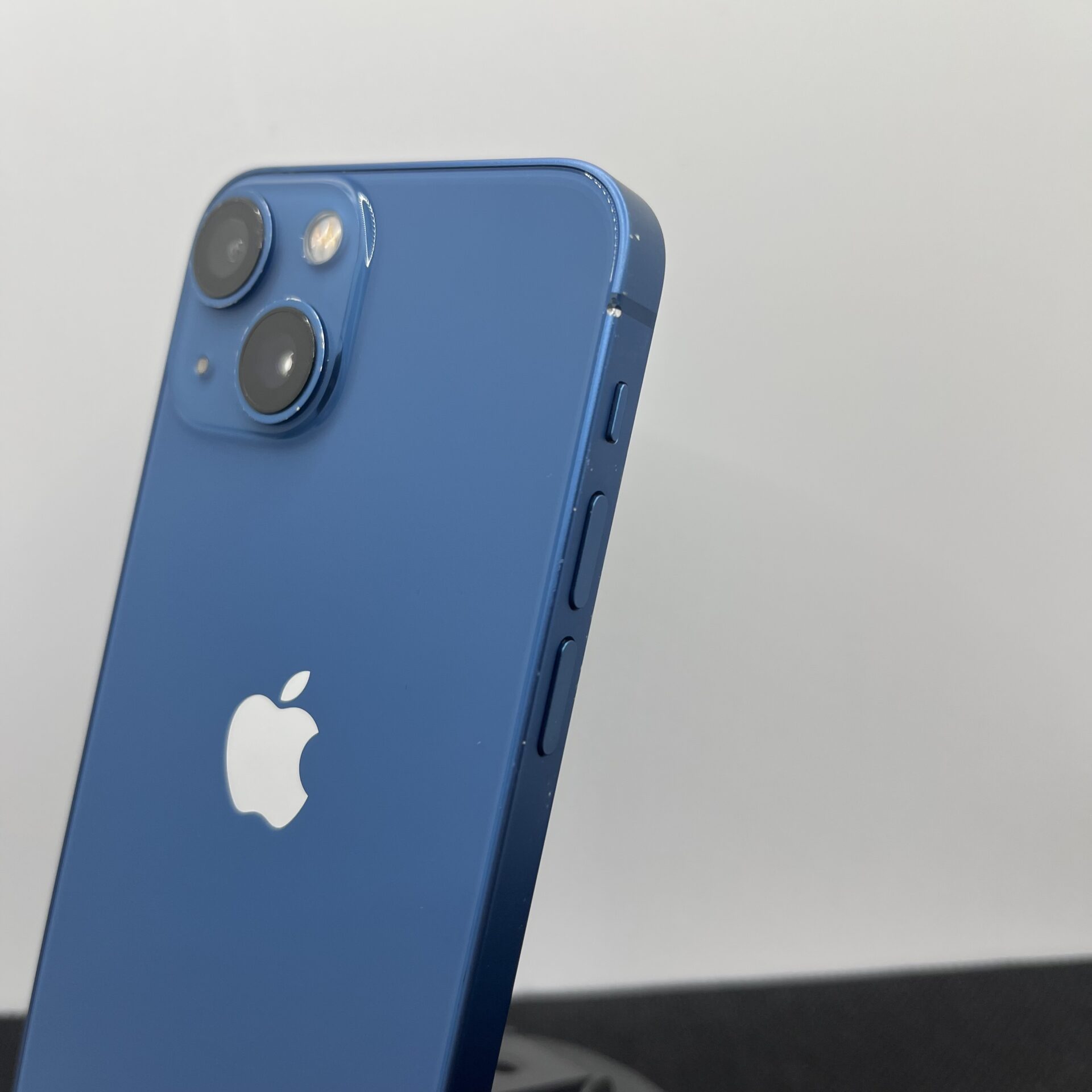 Apple iPhone 13 Mini 128GB Blue - Cracked Camera Lens (Condition: Good) - Image 10