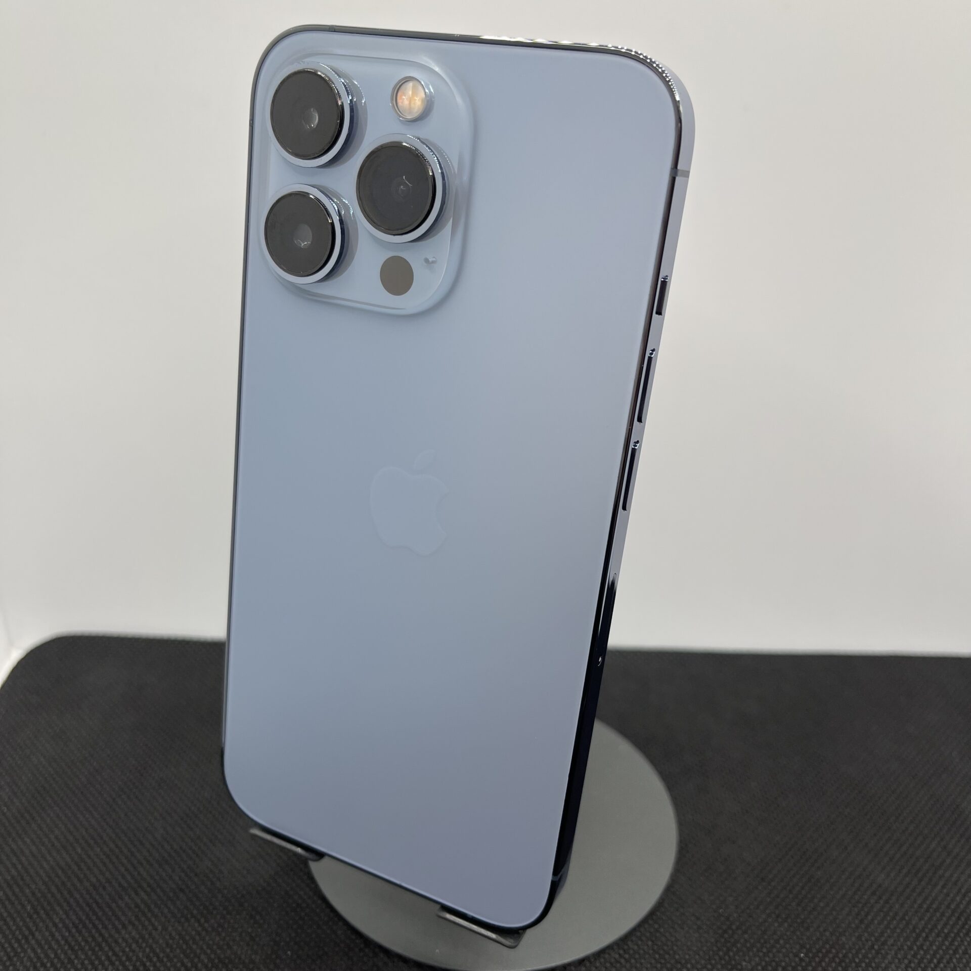 Apple iPhone 13 Pro 512GB Sierra Blue (Condition: Good) - Image 9