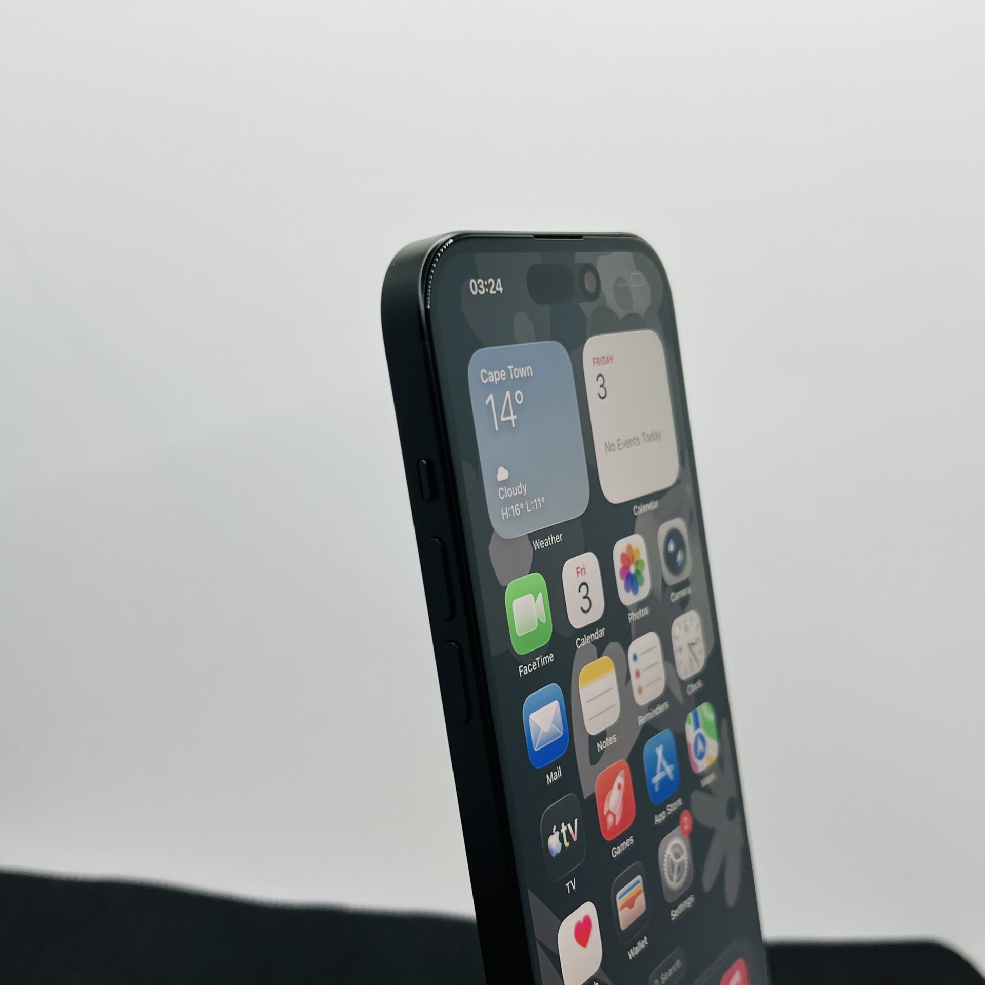 Apple iPhone 15 128GB Black - No NFC (Condition: Good) - Image 4