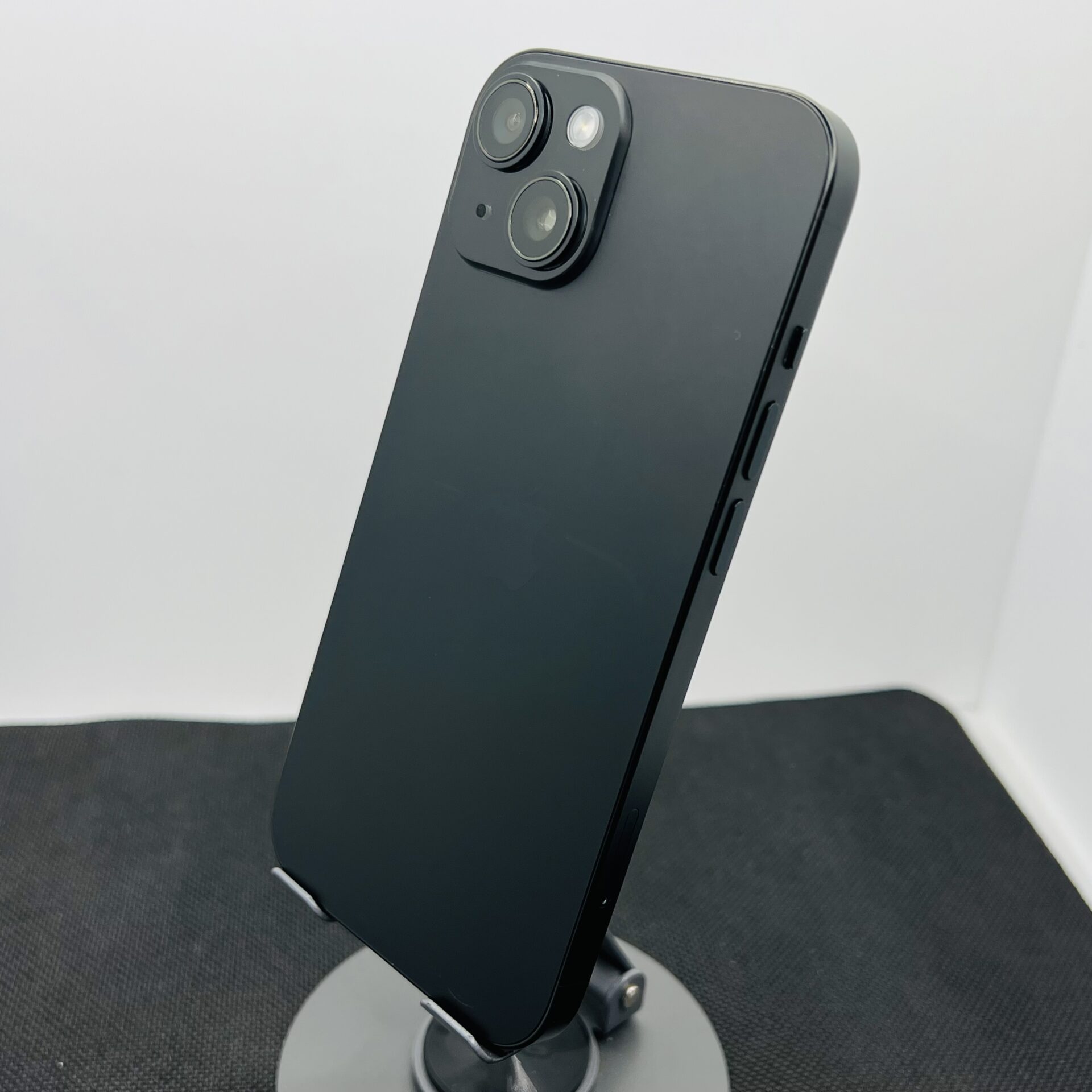 Apple iPhone 15 128GB Black - No NFC (Condition: Good) - Image 8