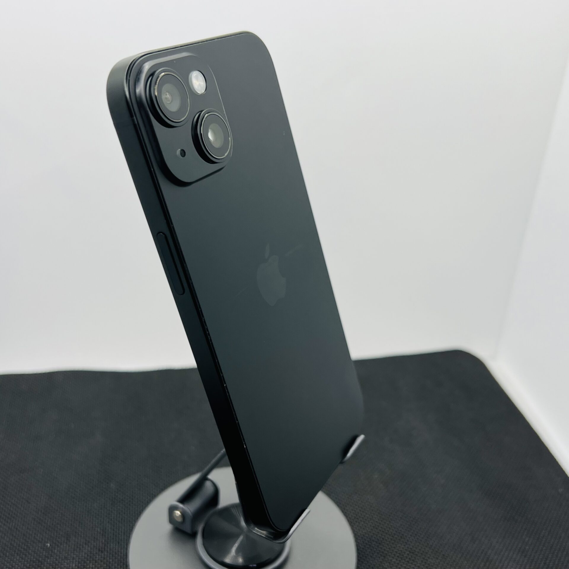 Apple iPhone 15 128GB Black - No NFC (Condition: Good) - Image 9